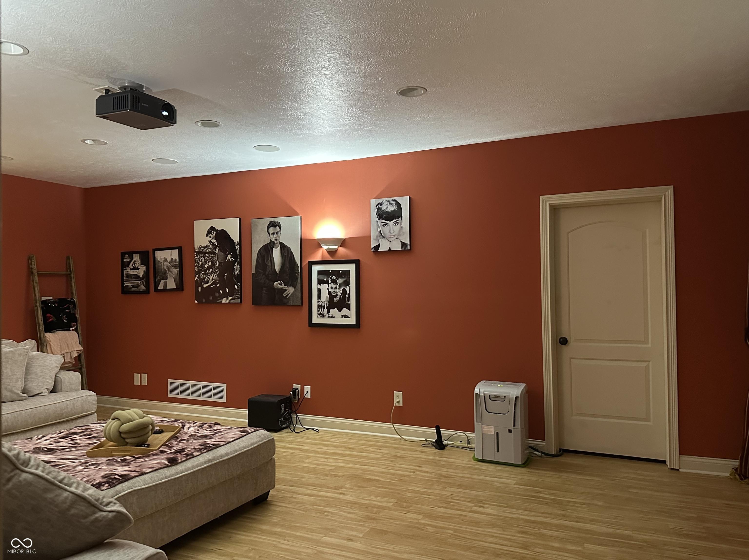 Photo #27