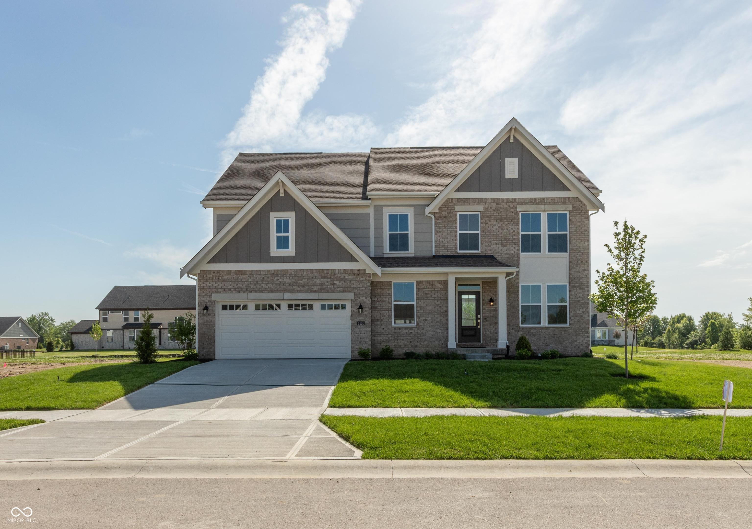 Photo one of 1101 Knoll Ct Greenwood IN 46143 | MLS 22024746