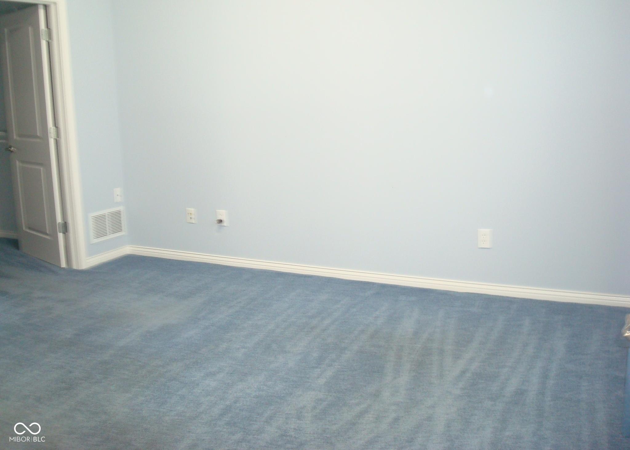 Photo #9