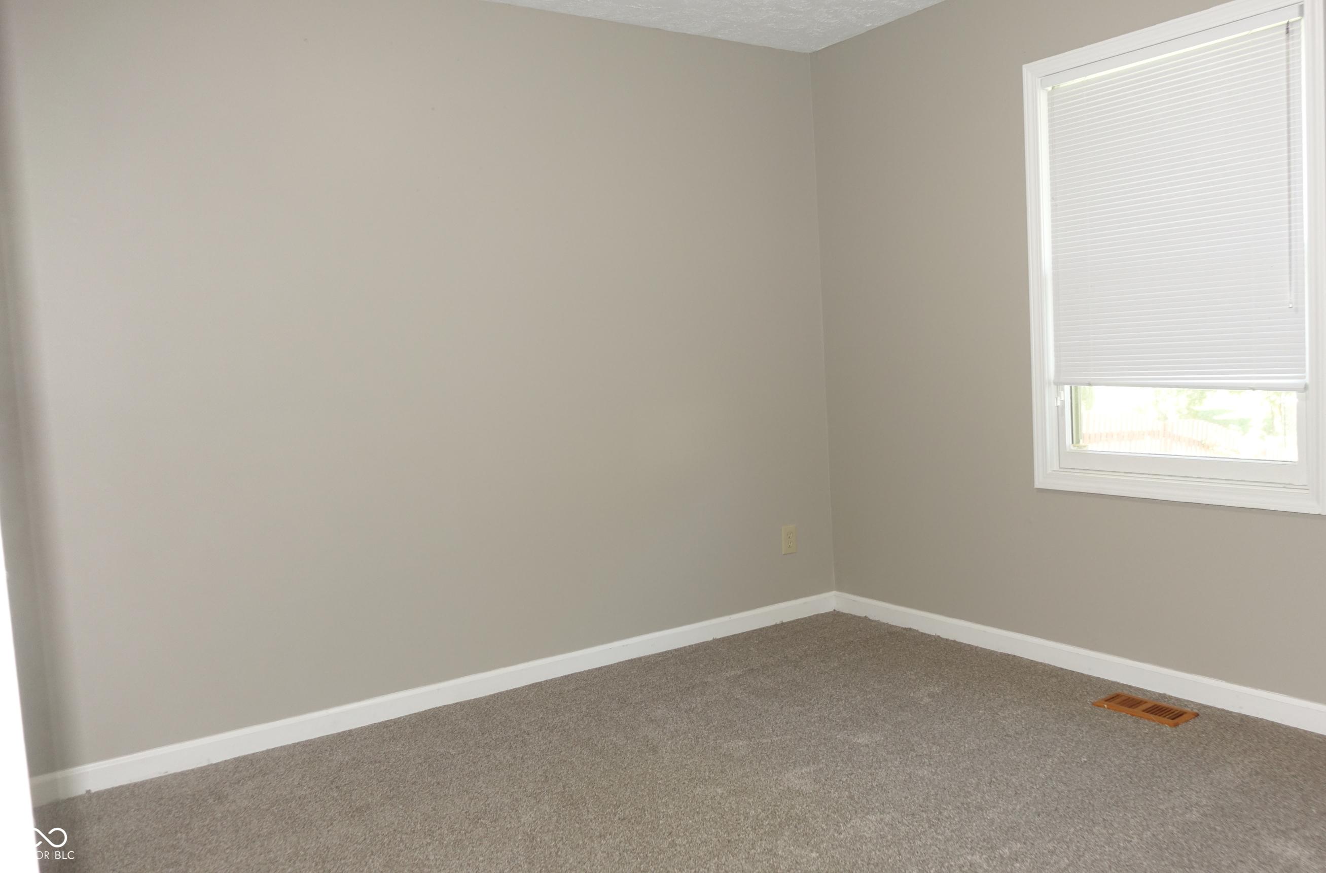 Photo #35
