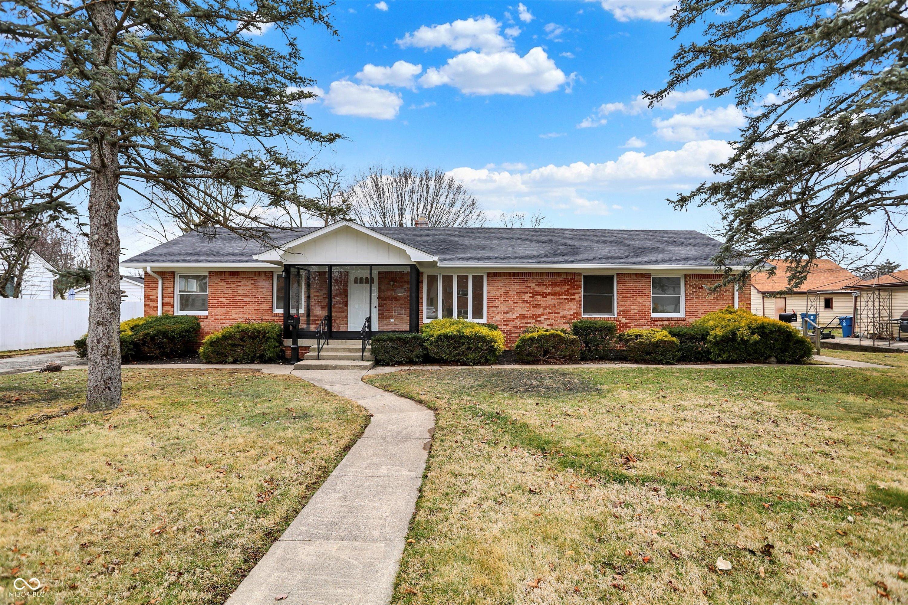 Photo one of 1157 Evans Ave Noblesville IN 46060 | MLS 22025795