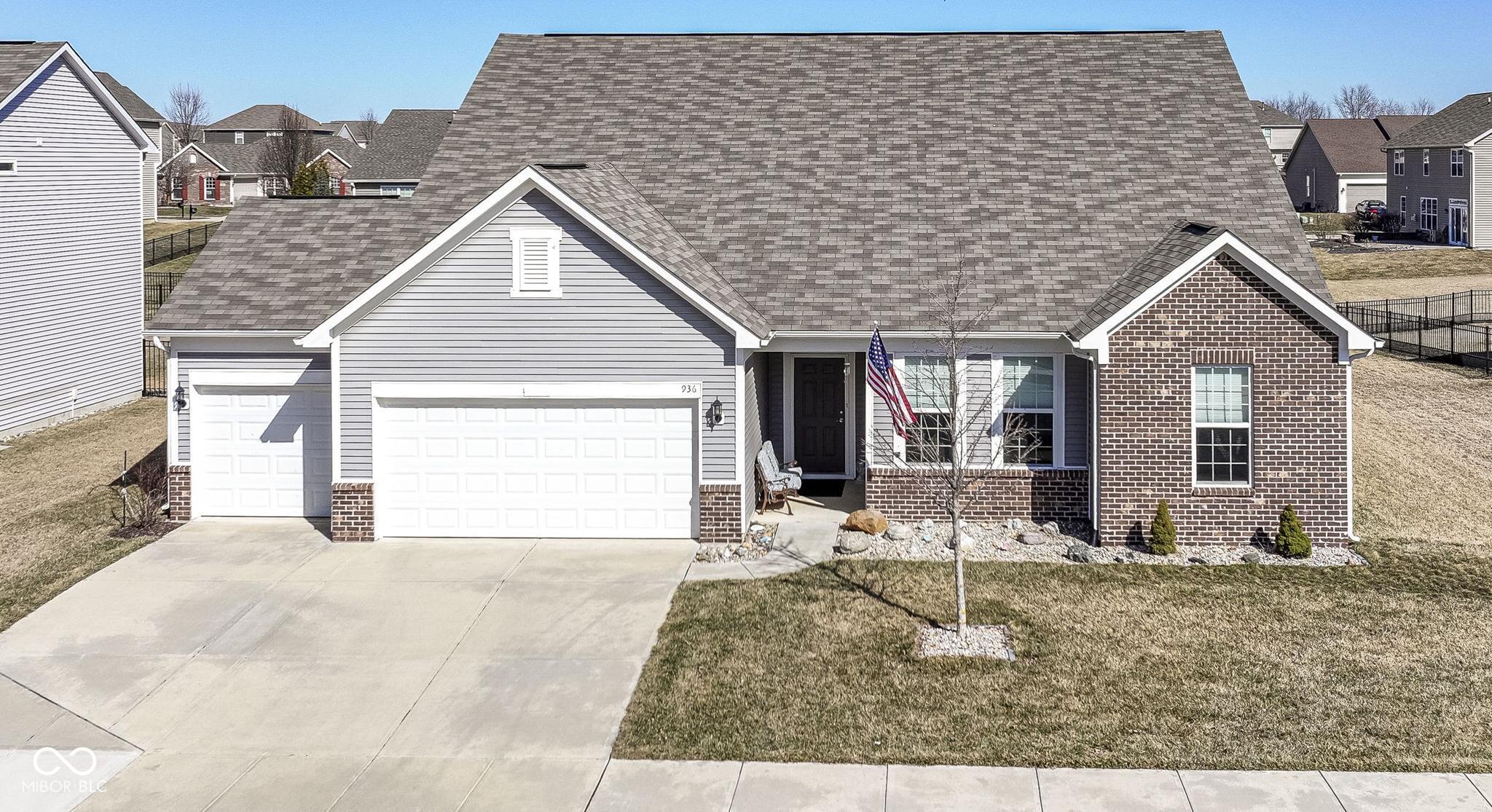 Photo one of 936 Plunkett Ave Westfield IN 46074 | MLS 22025700