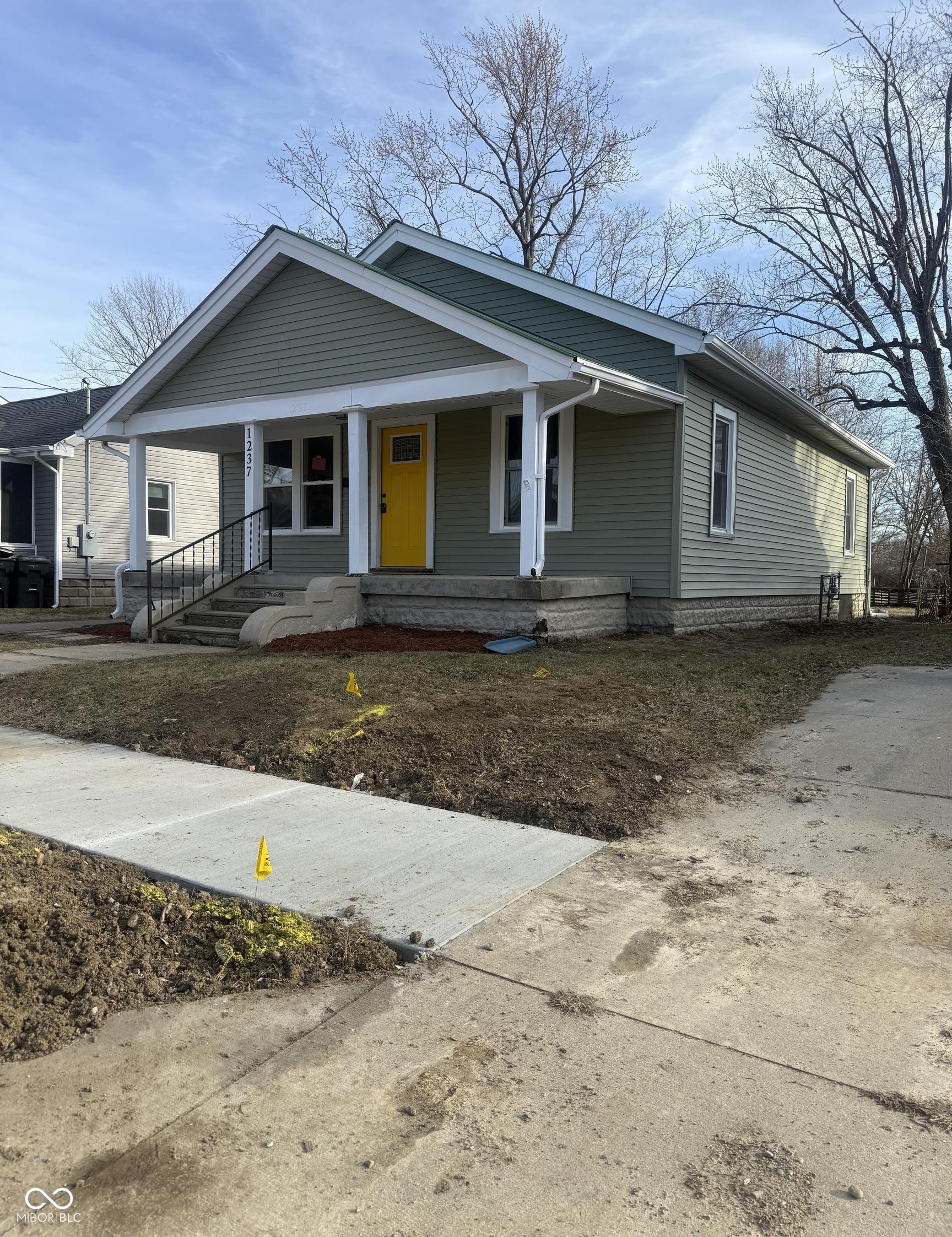 Photo one of 1237 E 29Th St Anderson IN 46016 | MLS 22026111