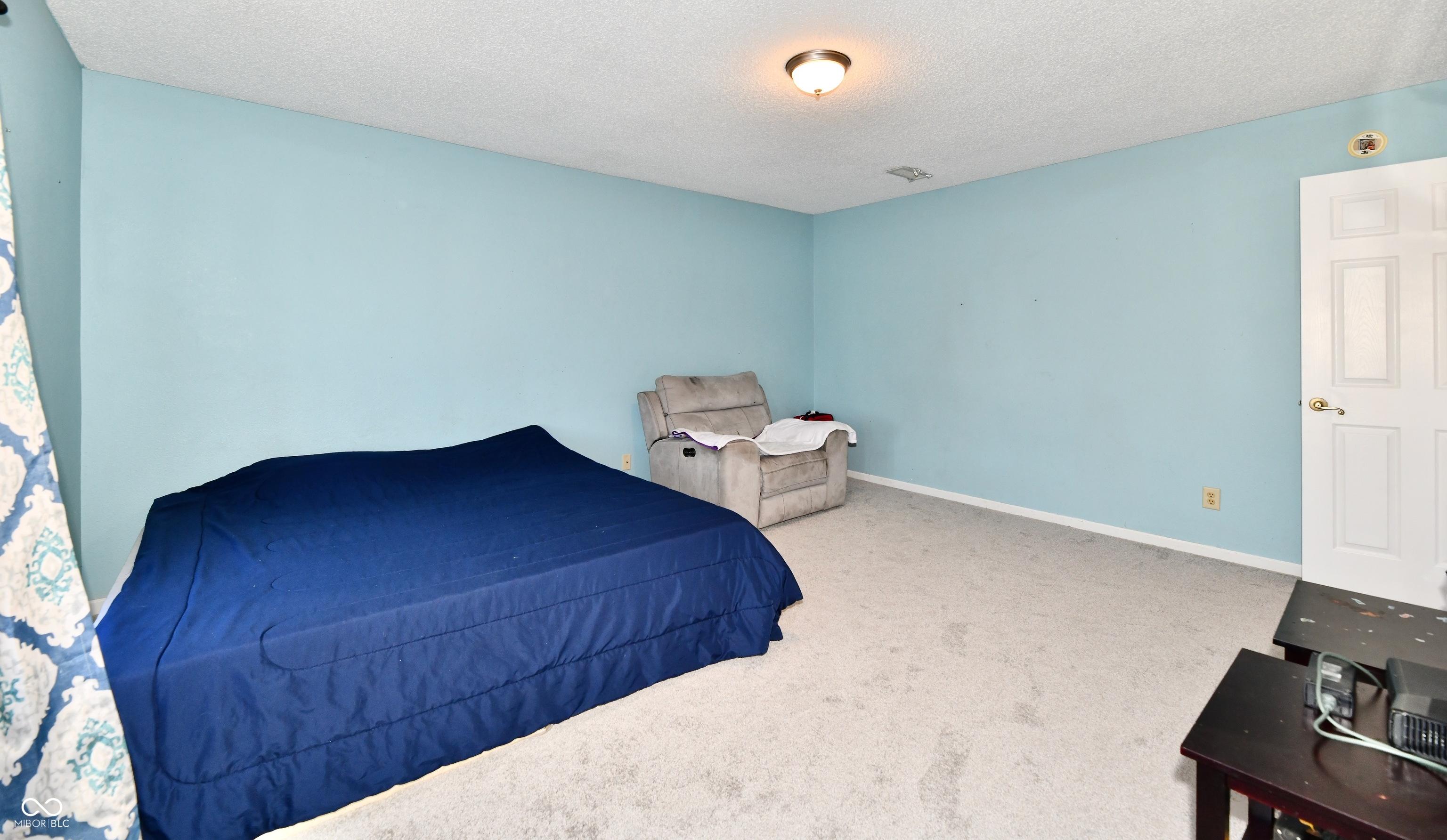 Photo #32