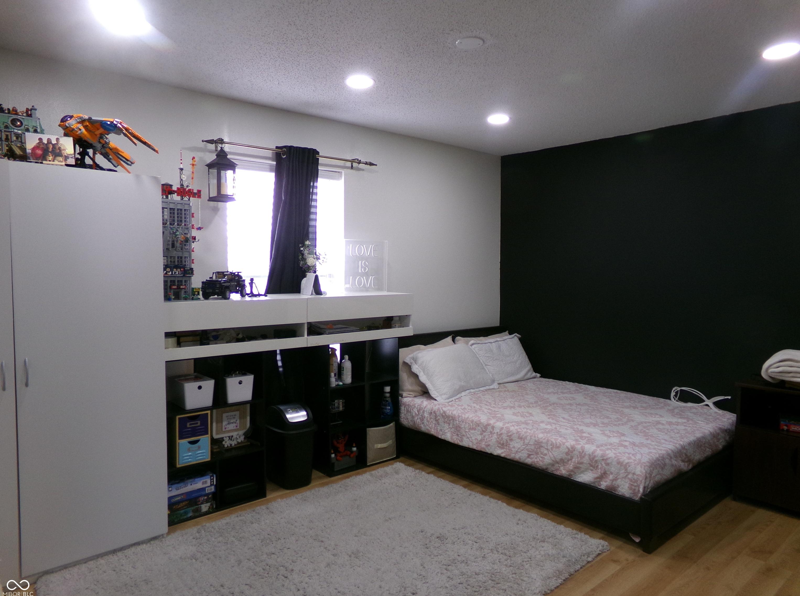 Photo #25