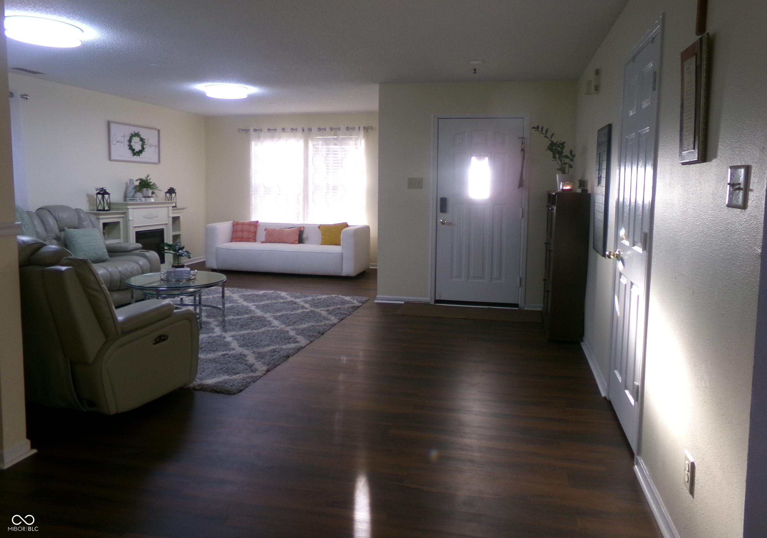 Photo #9