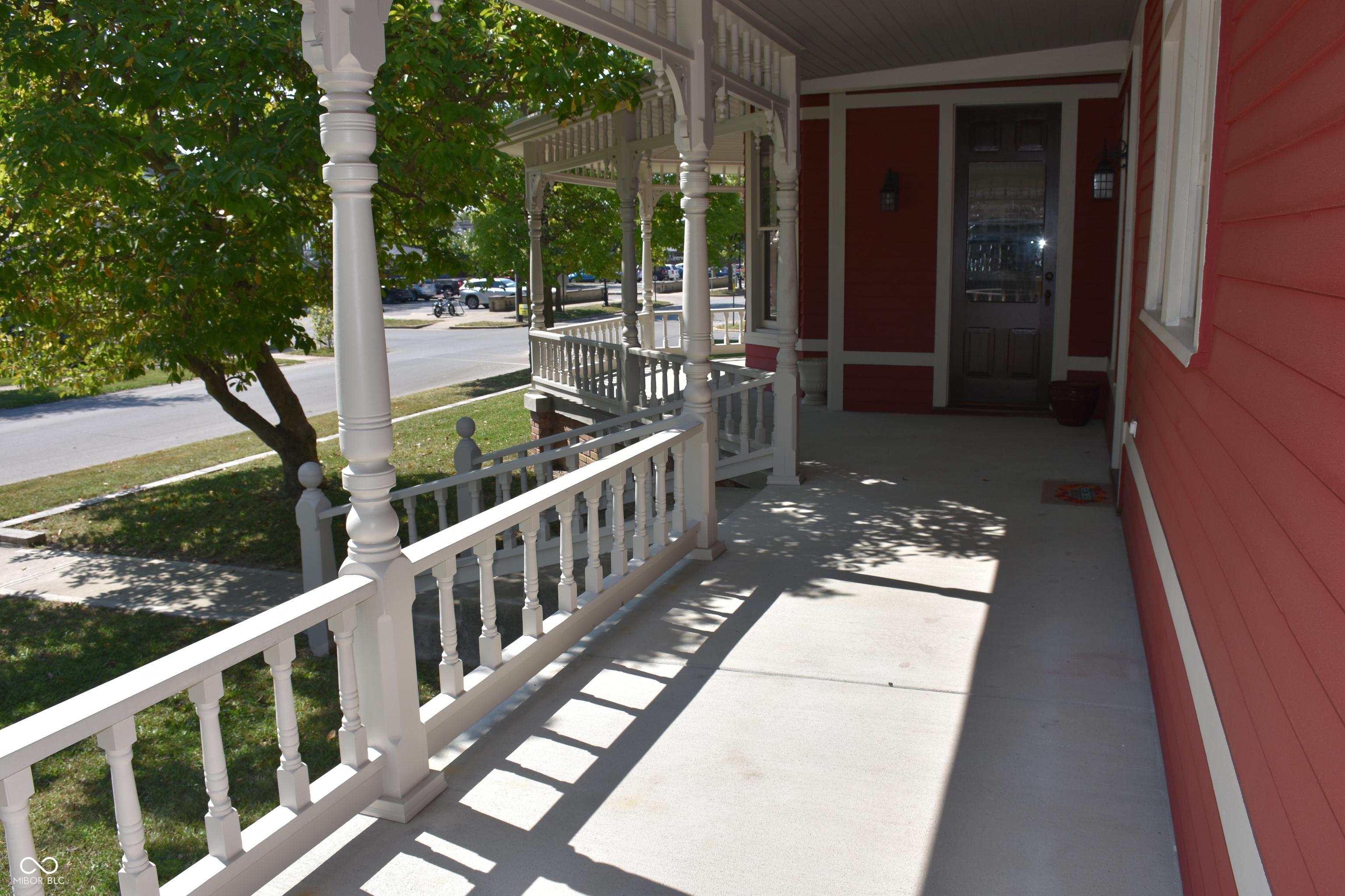Photo #9
