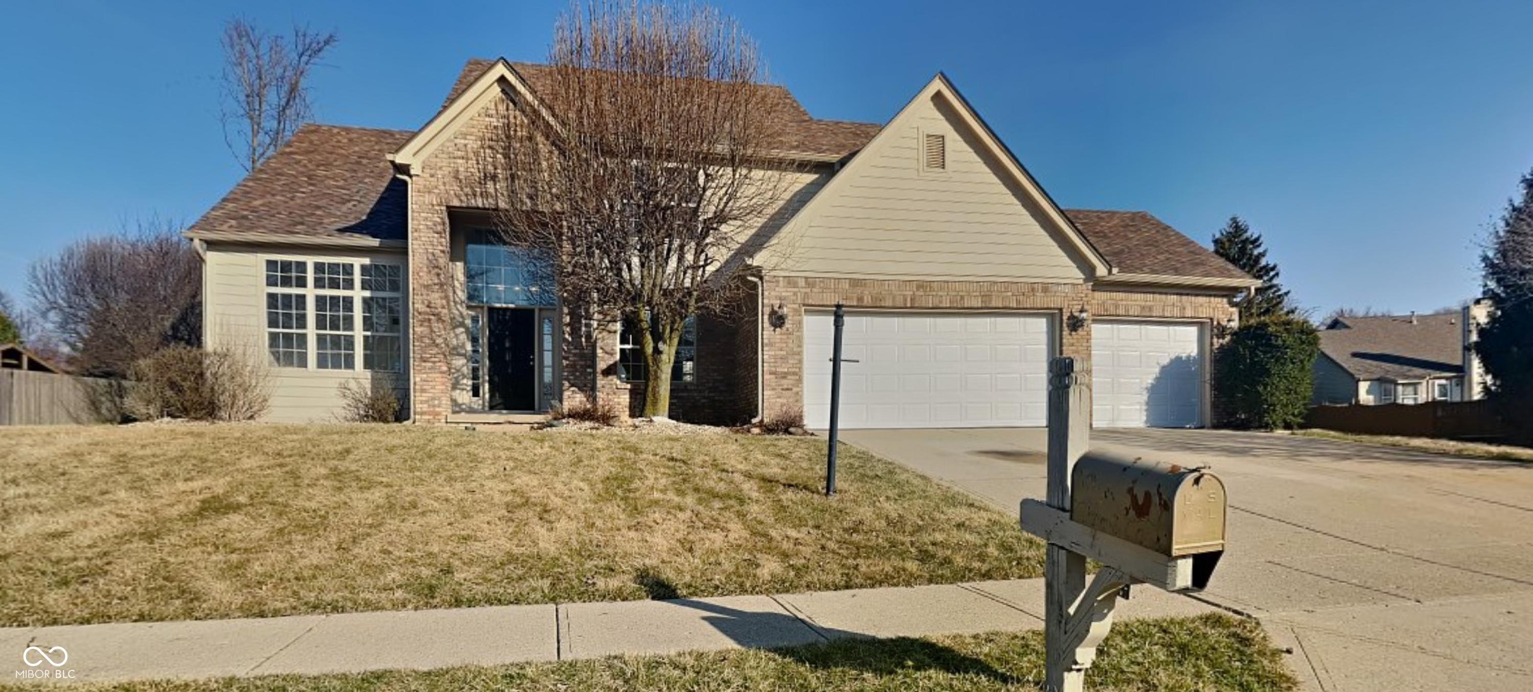 Photo one of 11144 Echo Trl Indianapolis IN 46236 | MLS 22027339