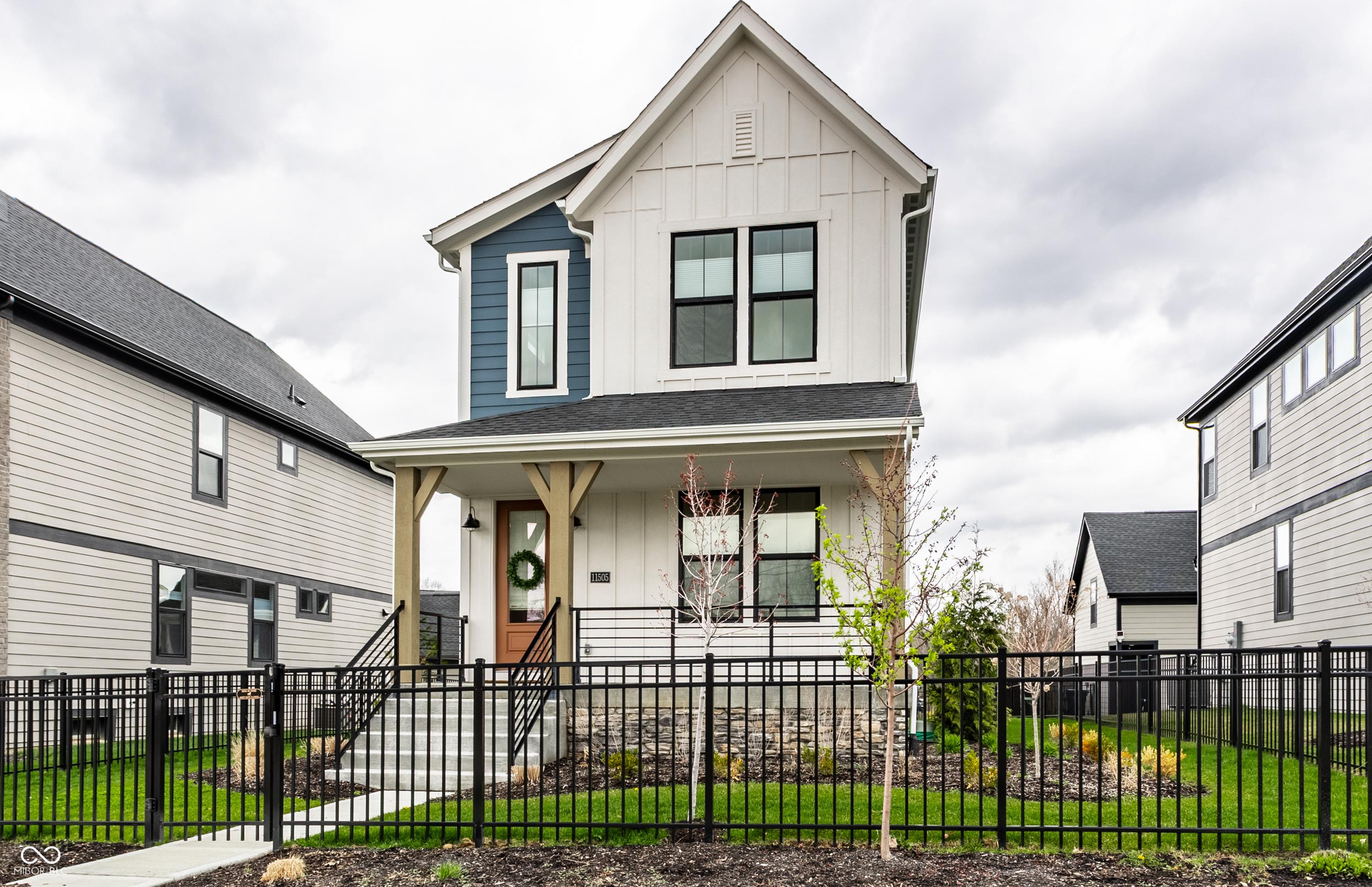 Photo one of 11505 Langton Walk Zionsville IN 46077 | MLS 22027524