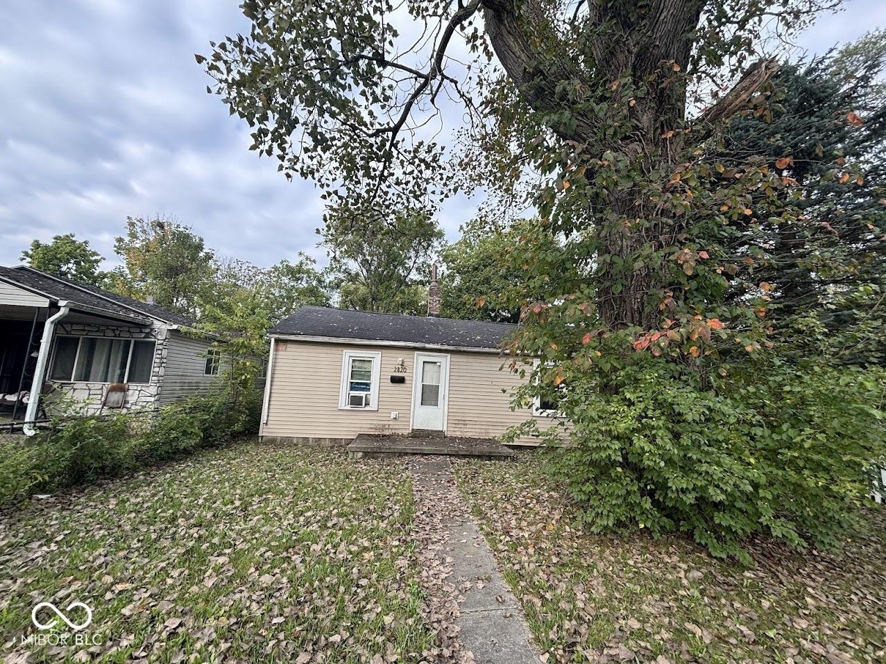 Photo one of 2820 N Gladstone Ave Indianapolis IN 46218 | MLS 22027573