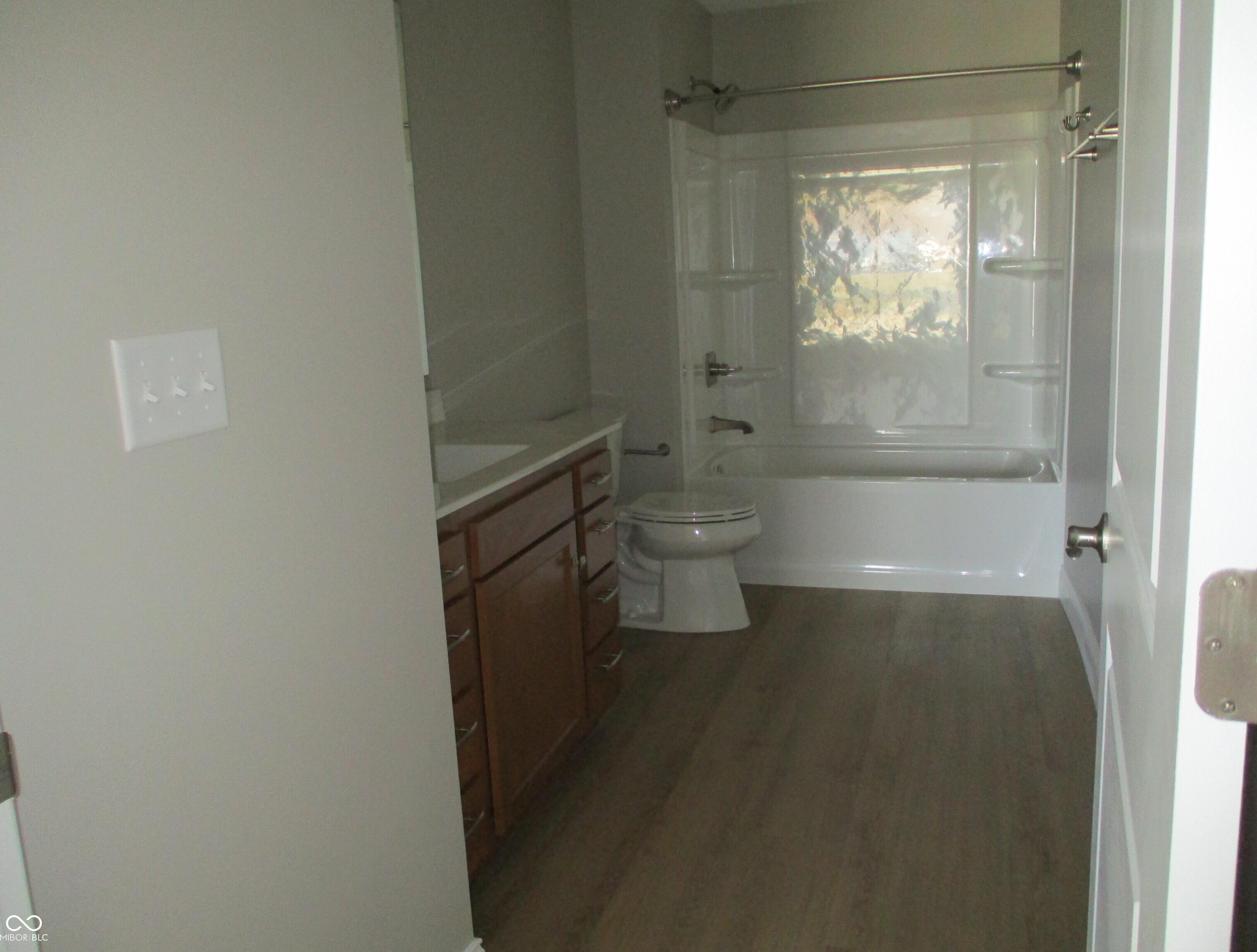 Photo #15