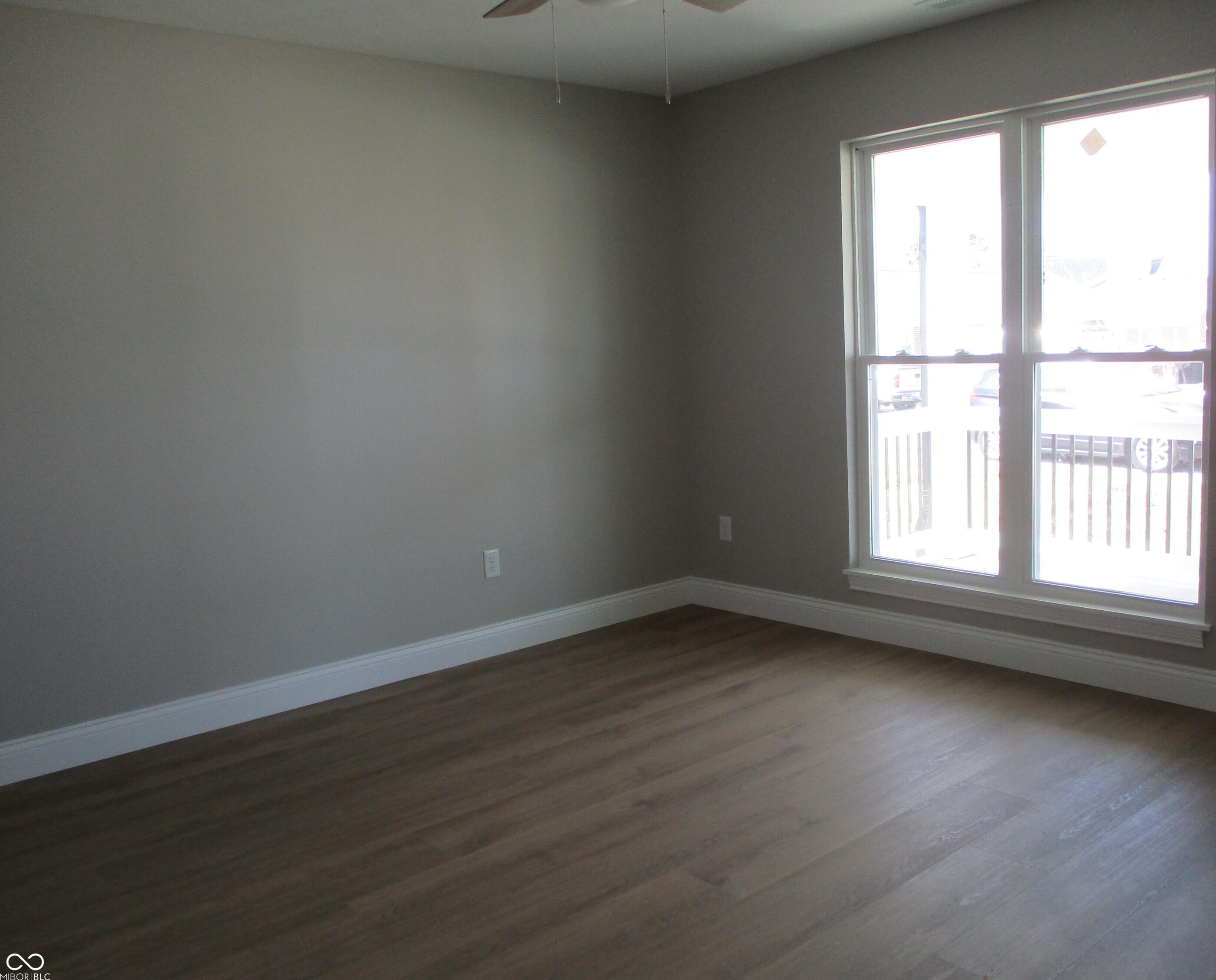 Photo #11