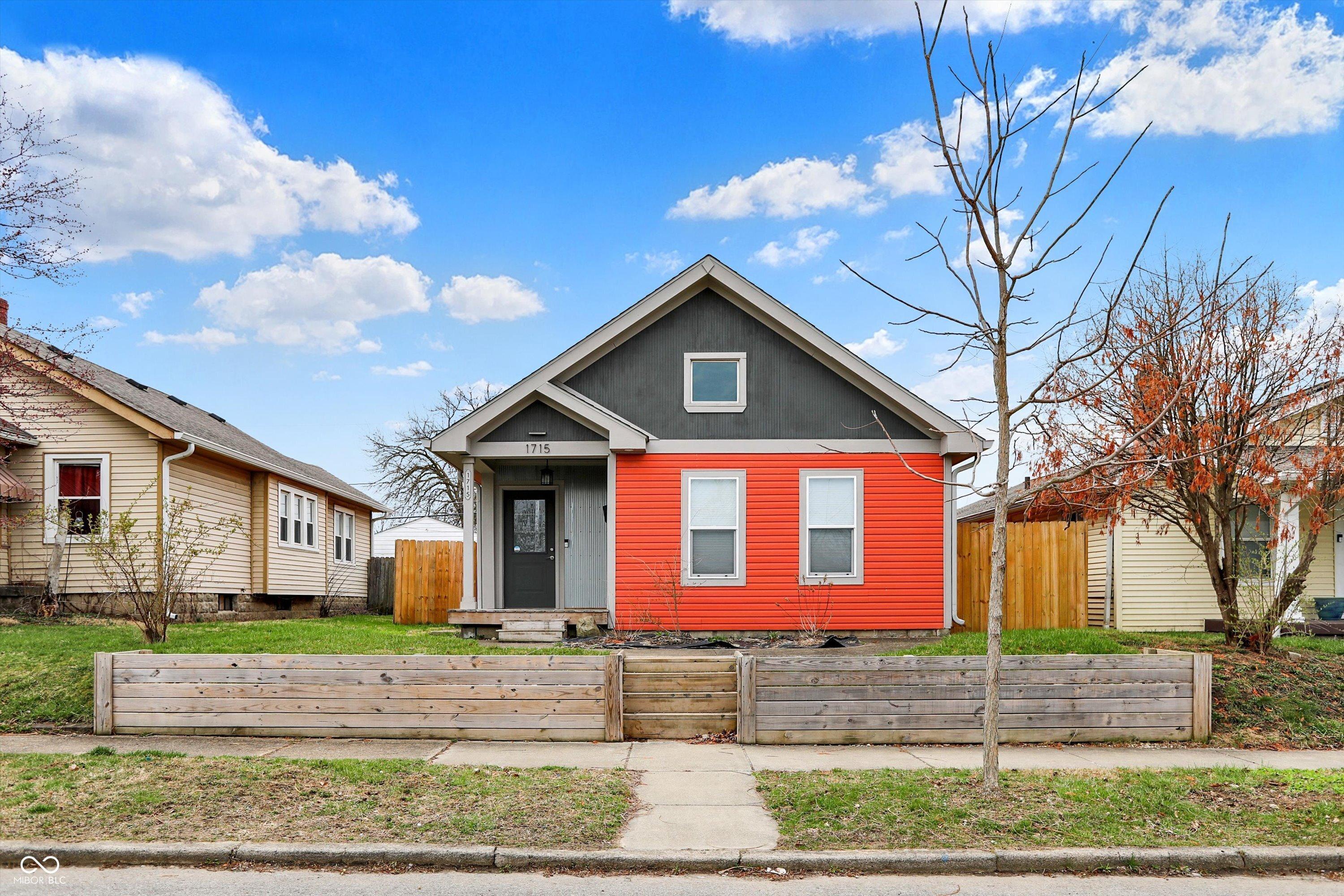Photo one of 1715 E Kelly St Indianapolis IN 46203 | MLS 22027713