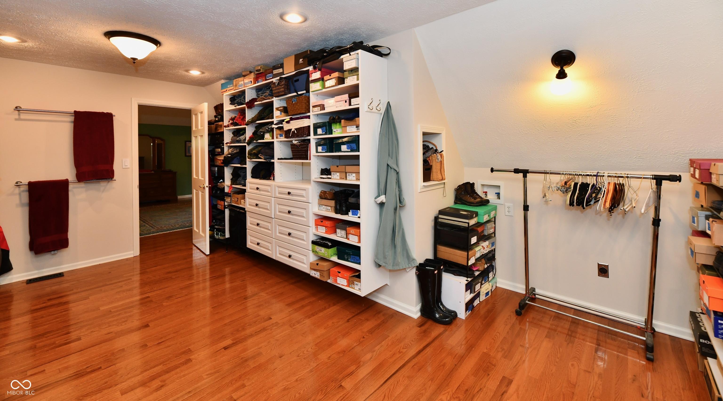 Photo #32