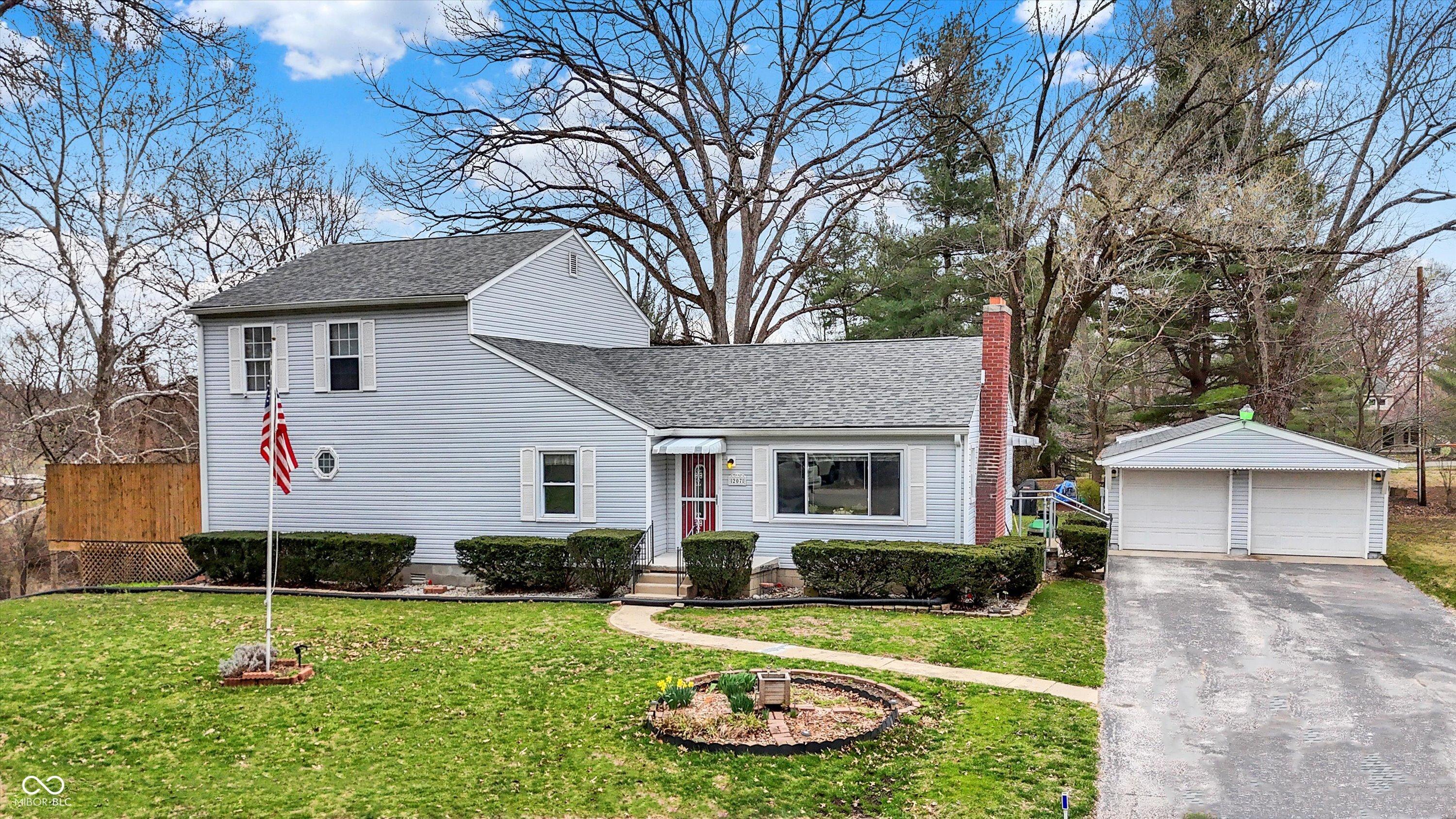 Photo one of 207 E Ohio St Mooresville IN 46158 | MLS 22028247