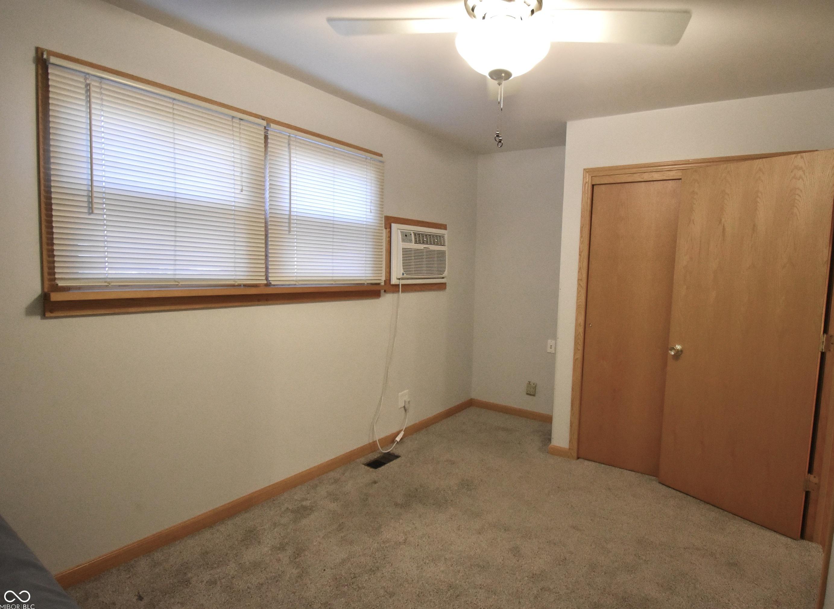 Photo #16