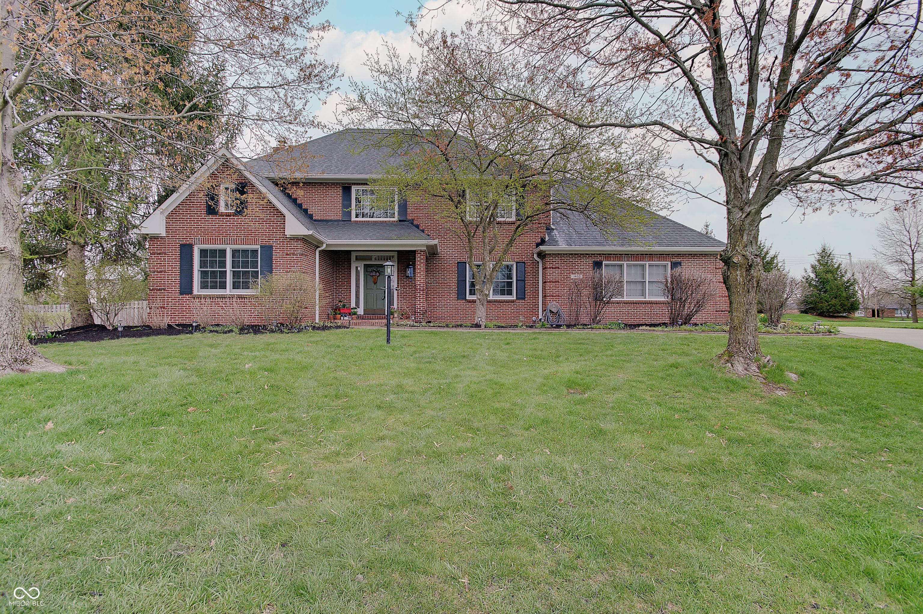 Photo one of 1401 Shadow Ct Zionsville IN 46077 | MLS 22028661