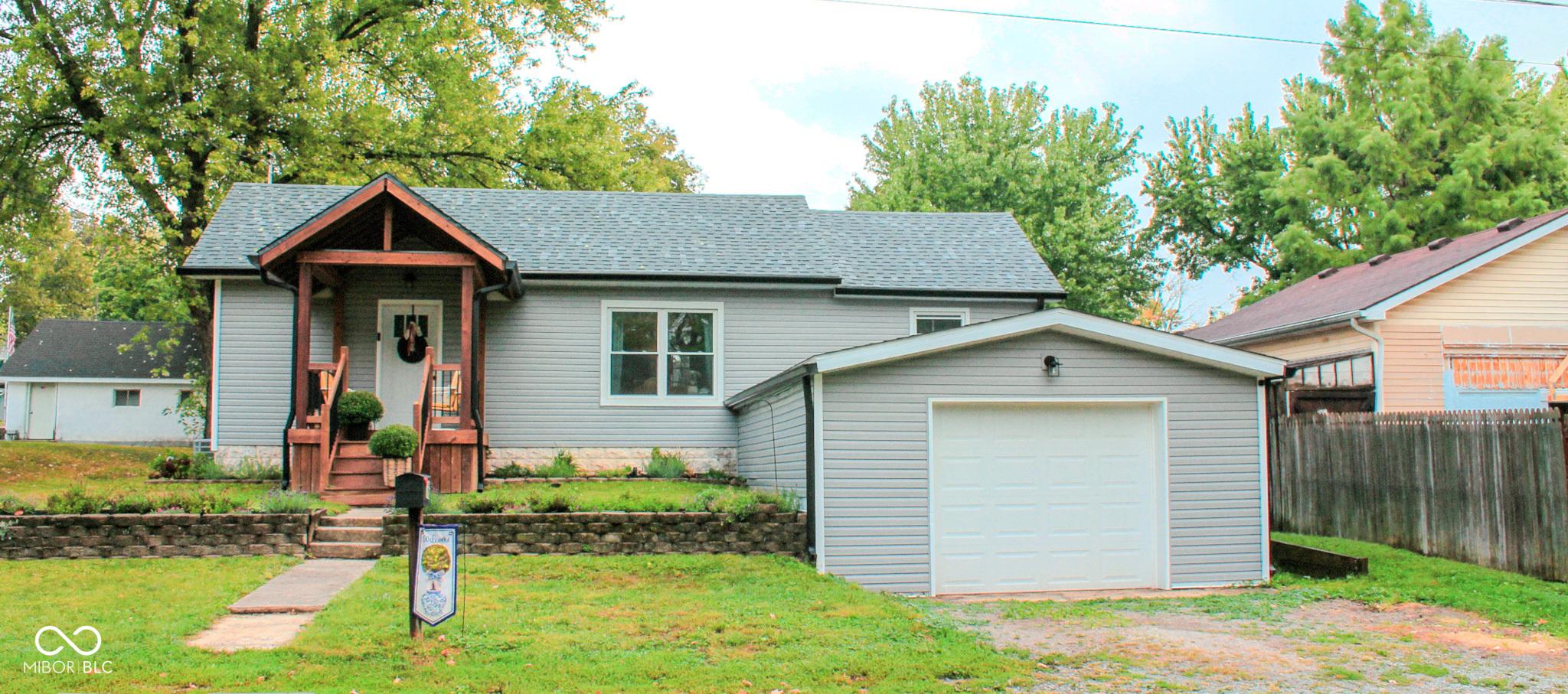Photo one of 316 Laurel St Pendleton IN 46064 | MLS 22029077