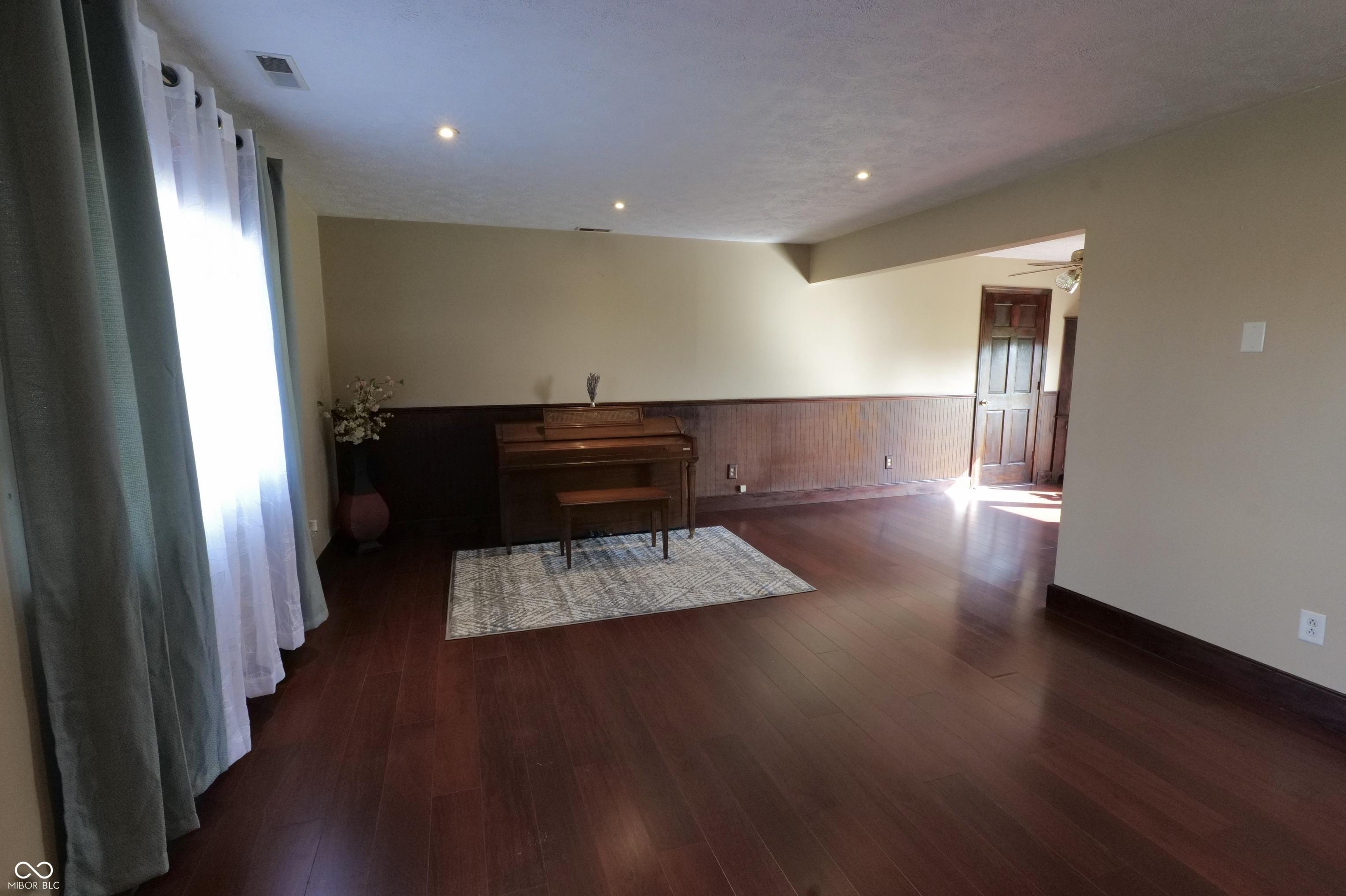 Photo #13
