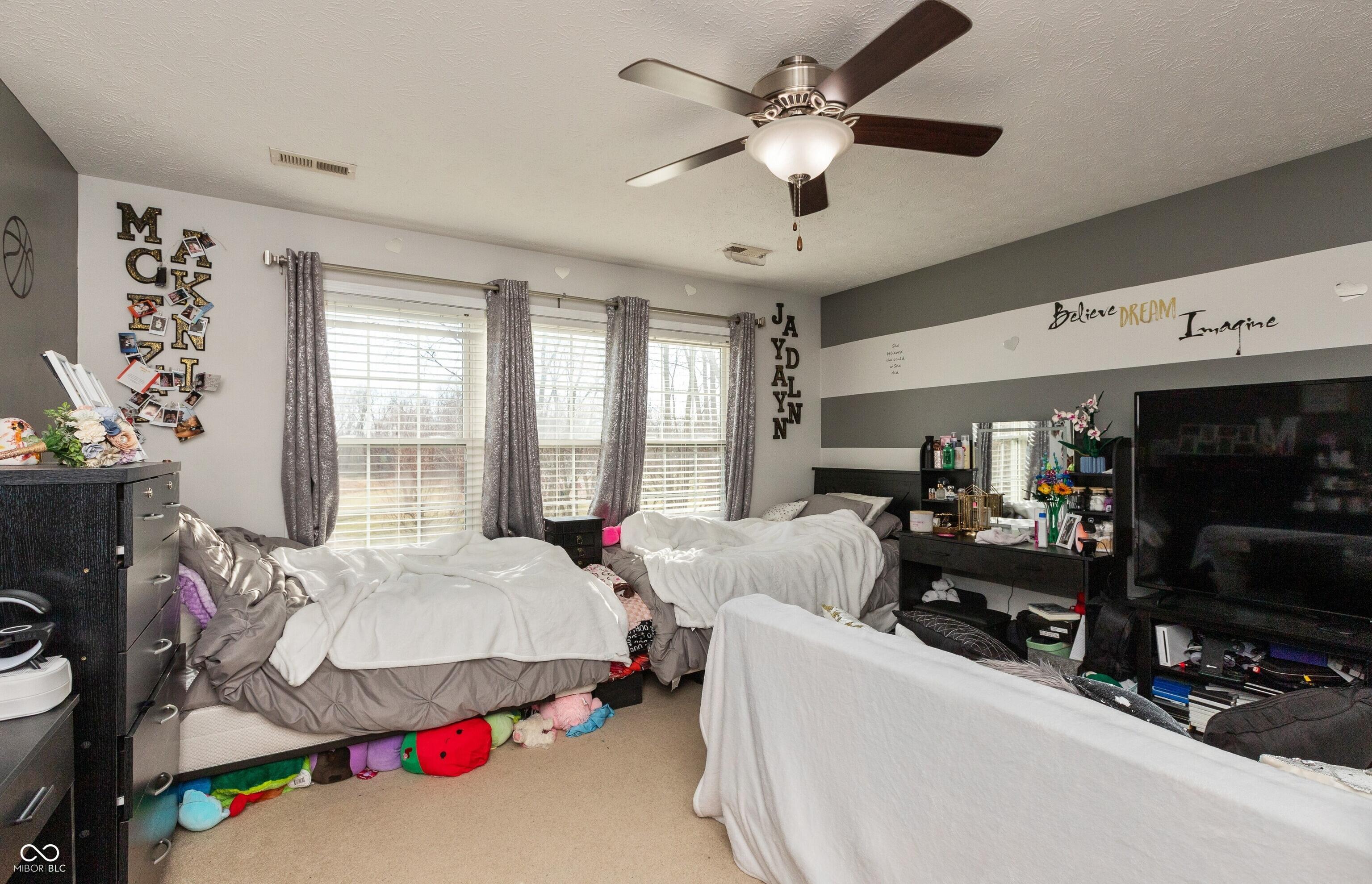 Photo #16