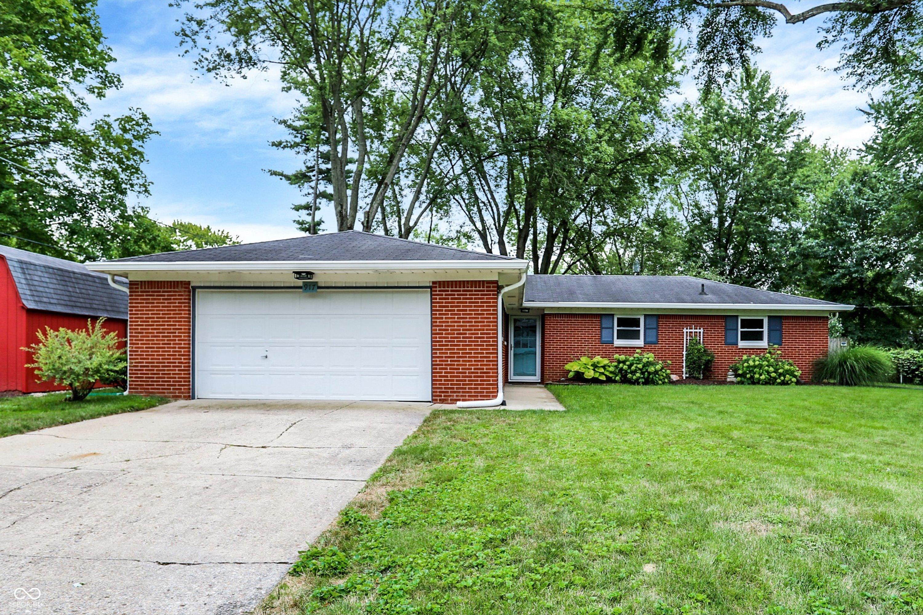 Photo one of 917 Stockton St Indianapolis IN 46260 | MLS 22029469