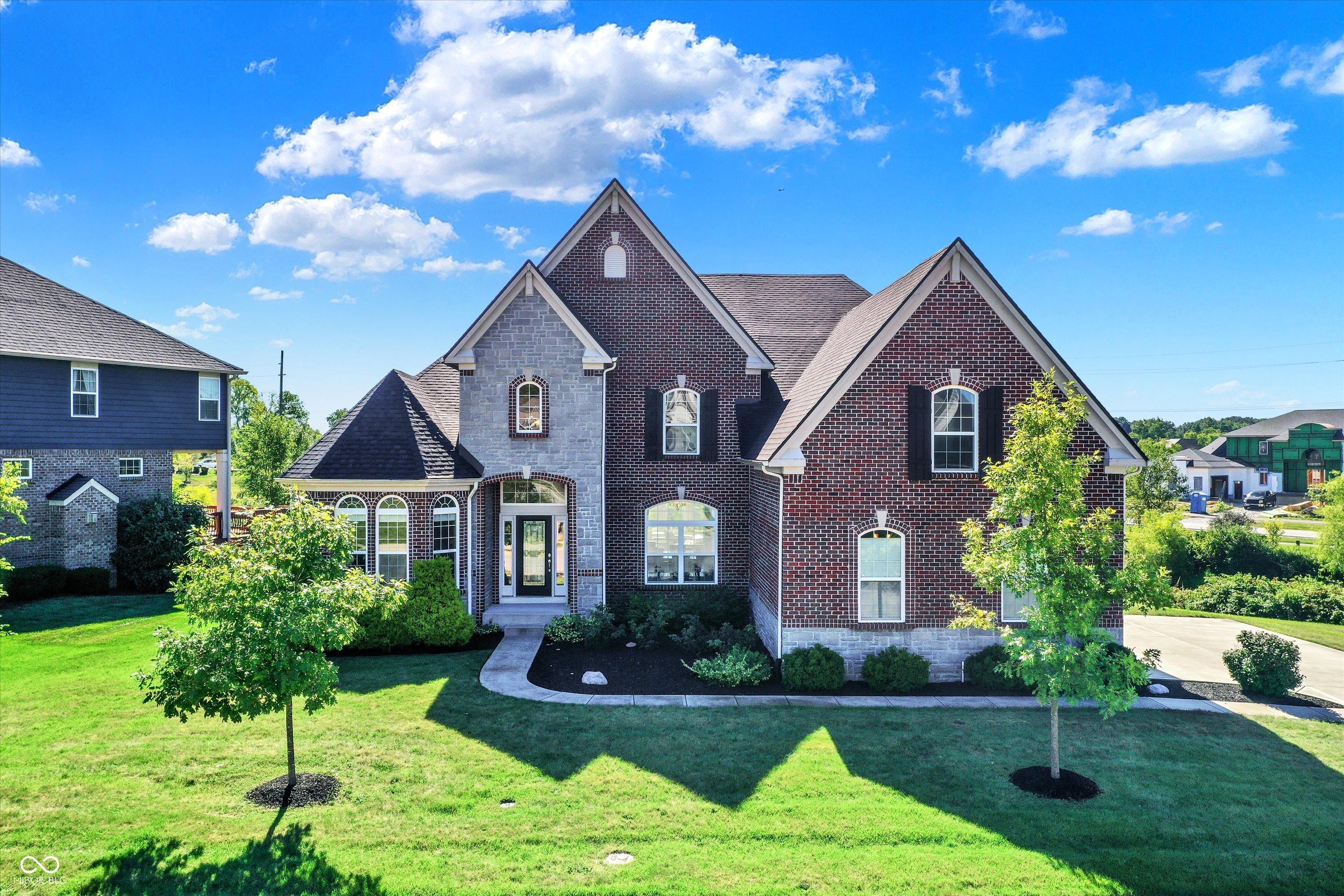 Photo one of 3715 Kendall Wood Dr Carmel IN 46032 | MLS 22029715