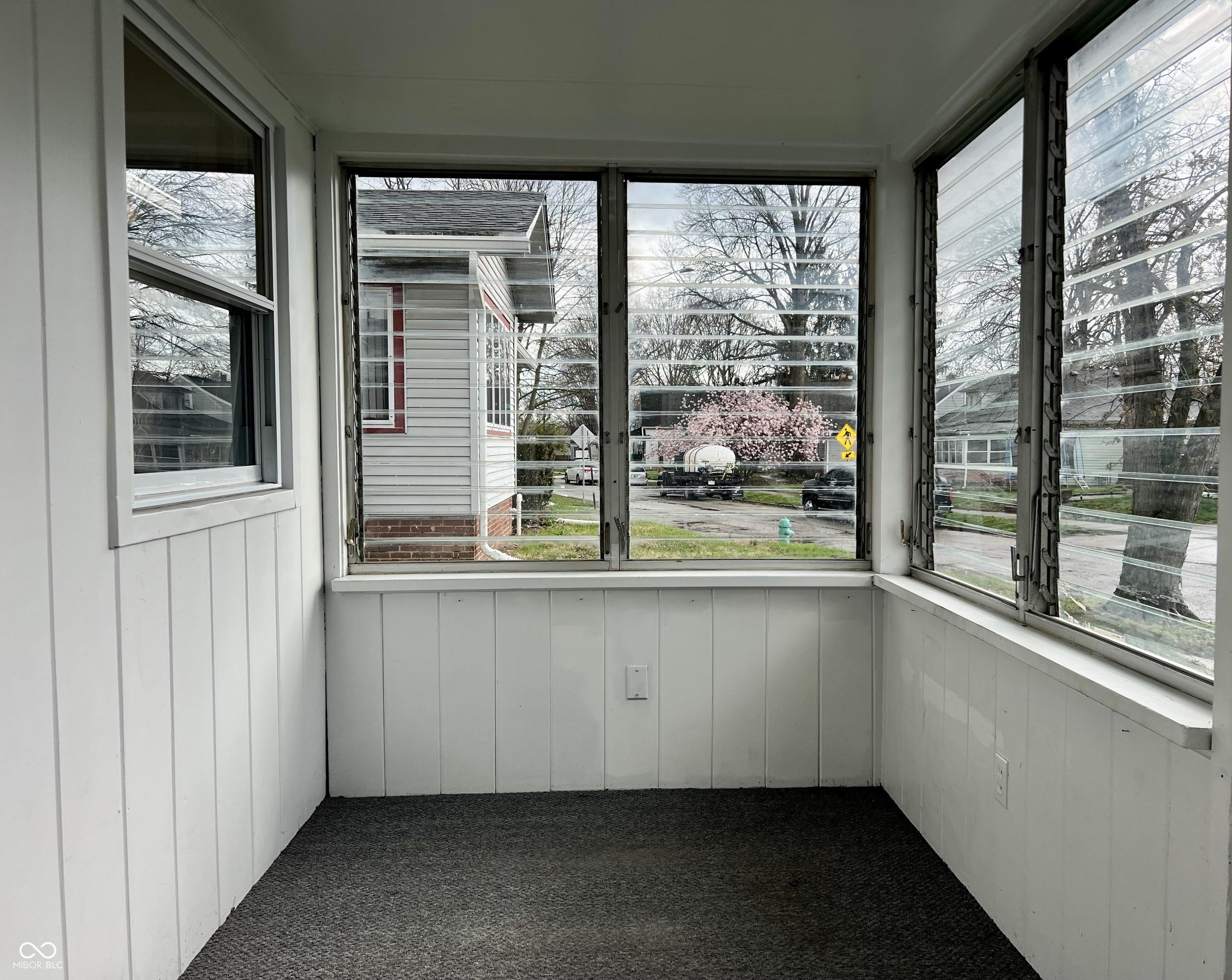 Photo #4