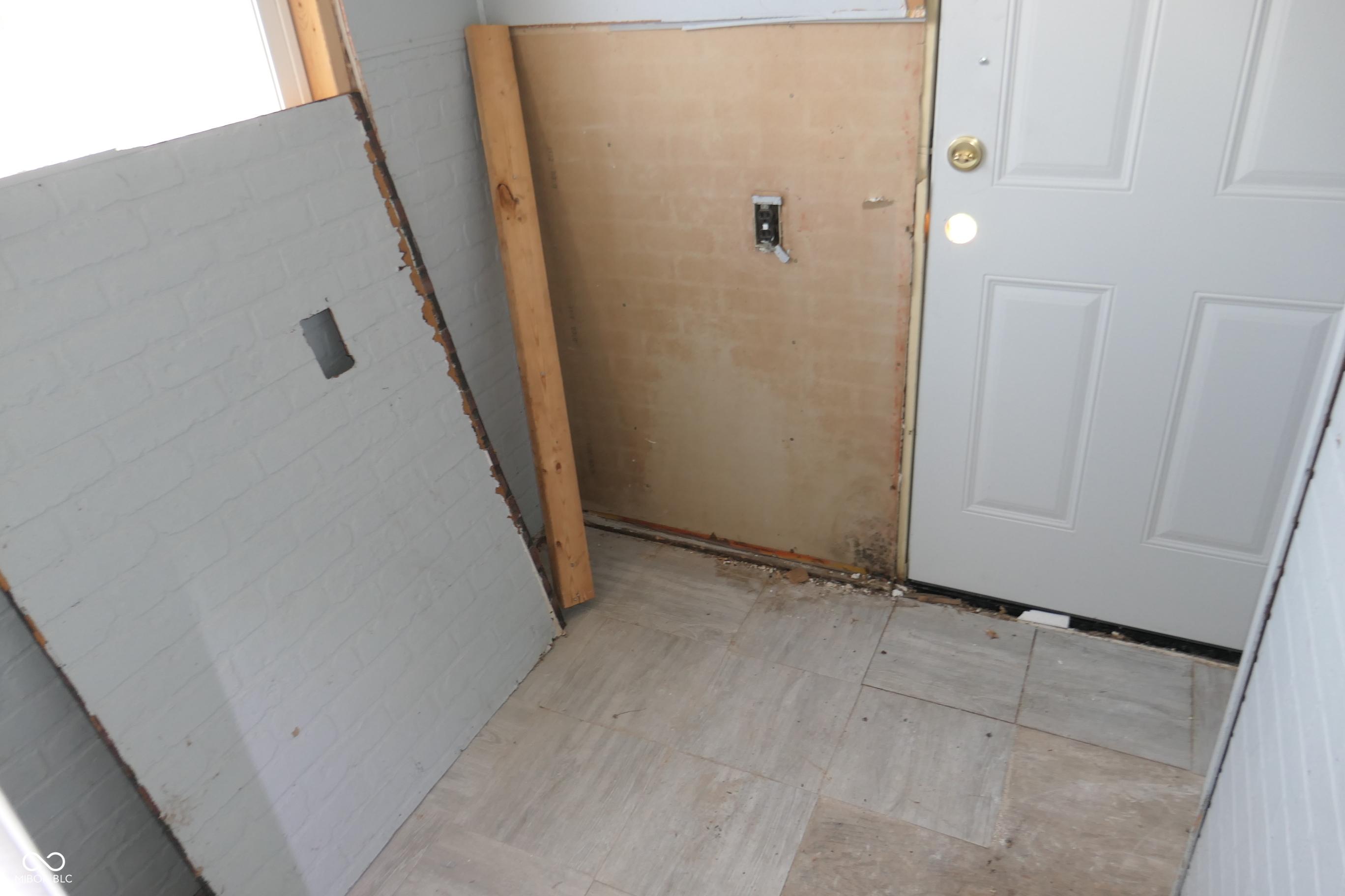Photo #24