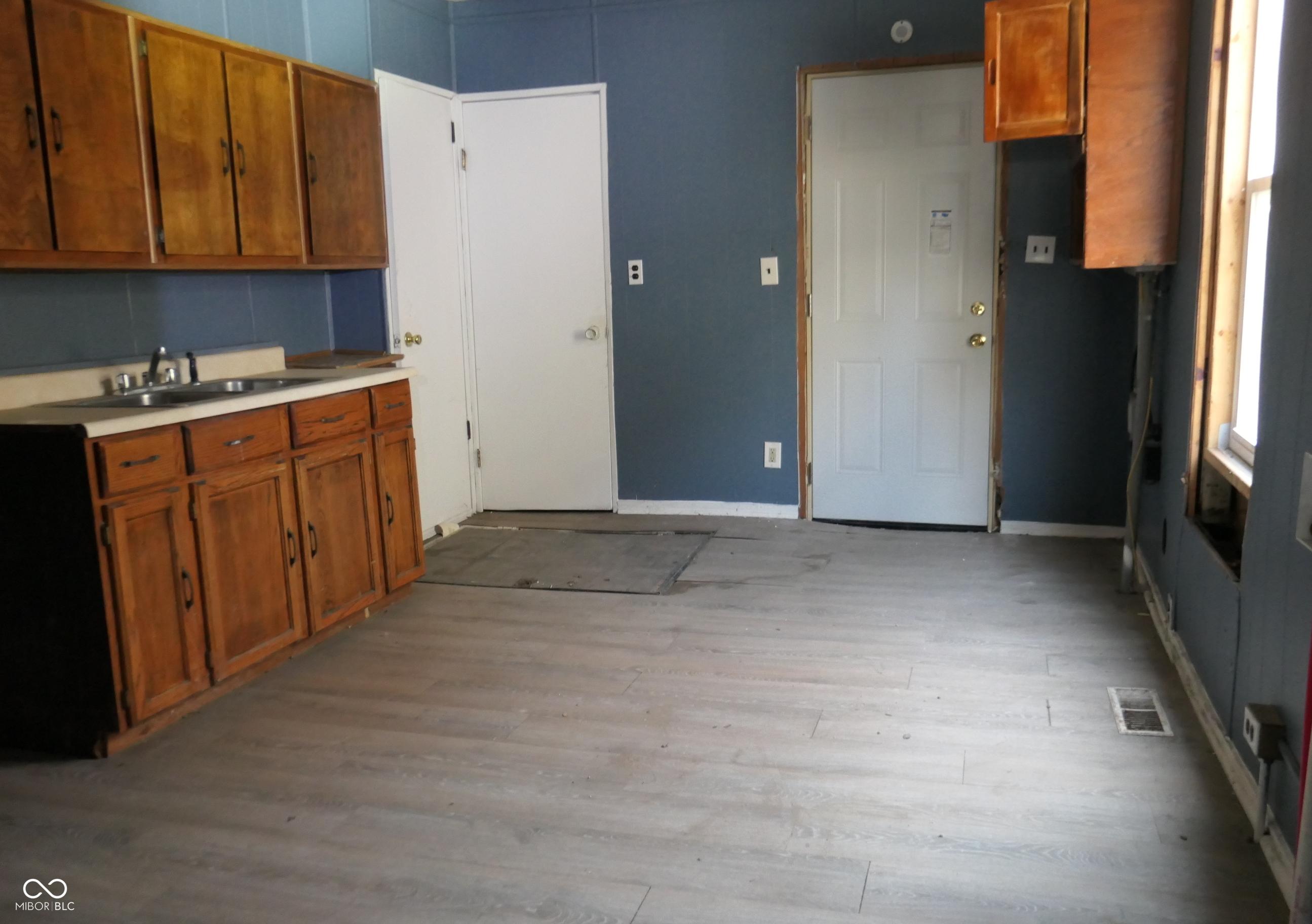 Photo #4