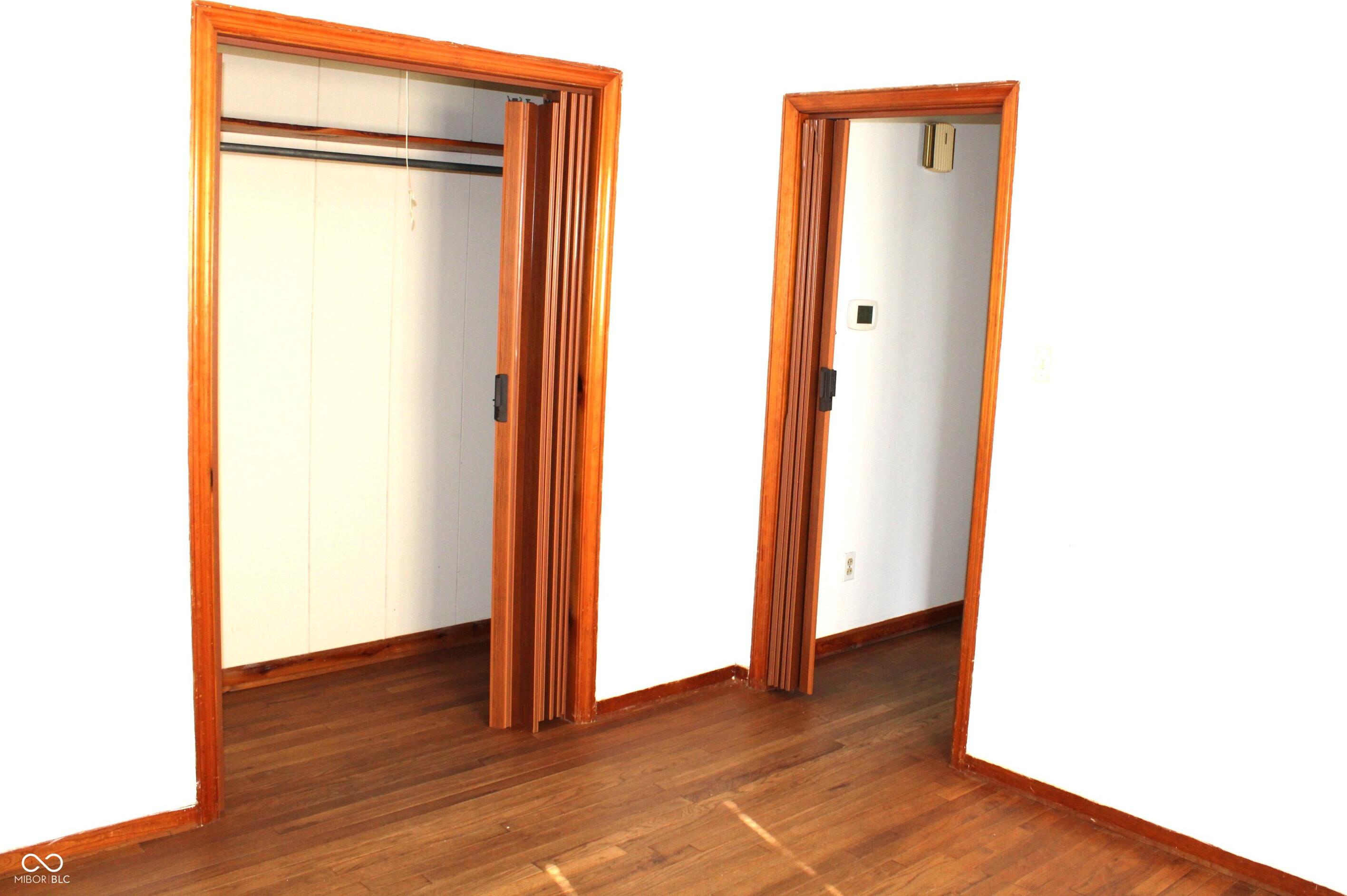 Photo #11
