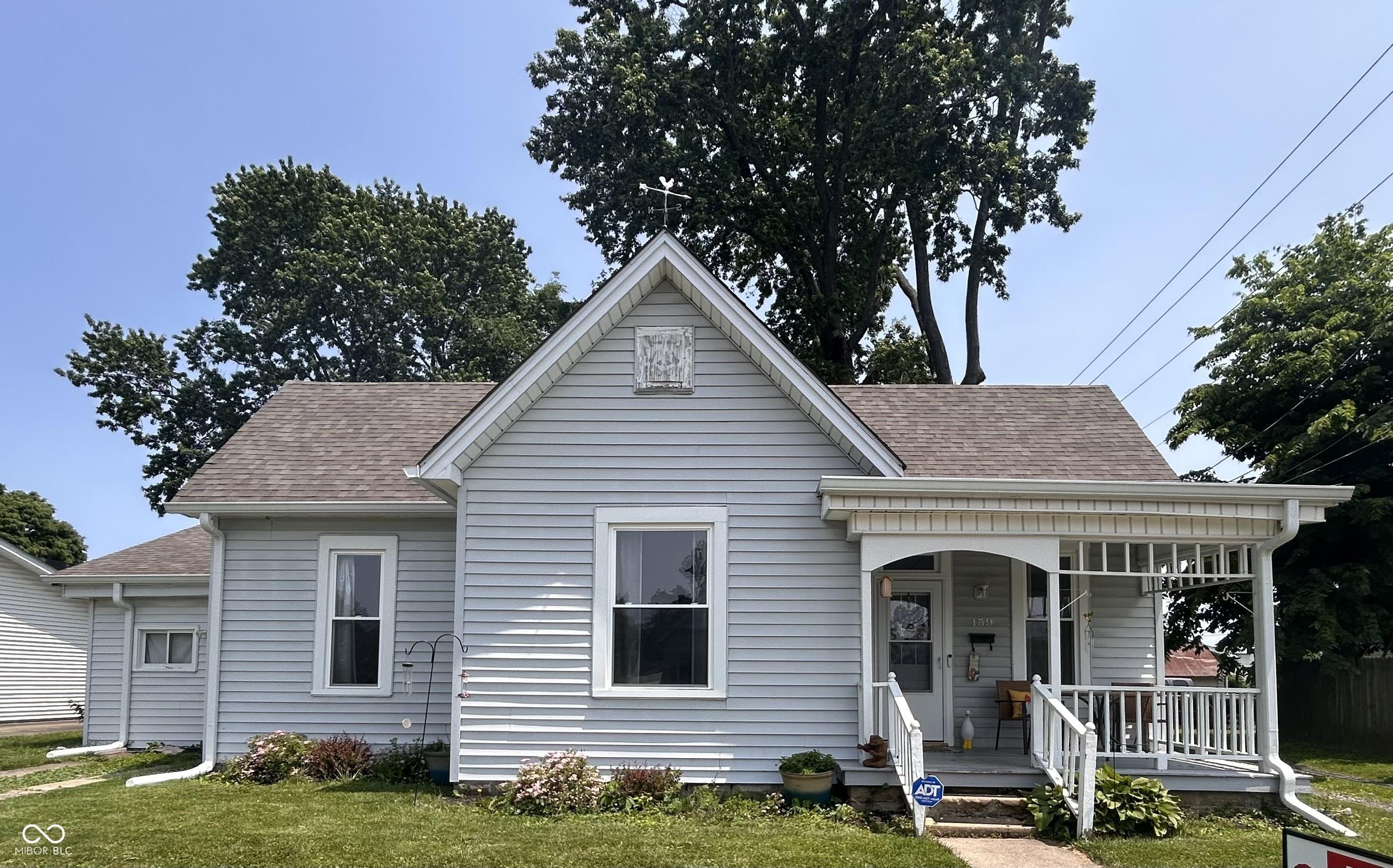 Photo one of 159 N Lincoln St Martinsville IN 46151 | MLS 22030698