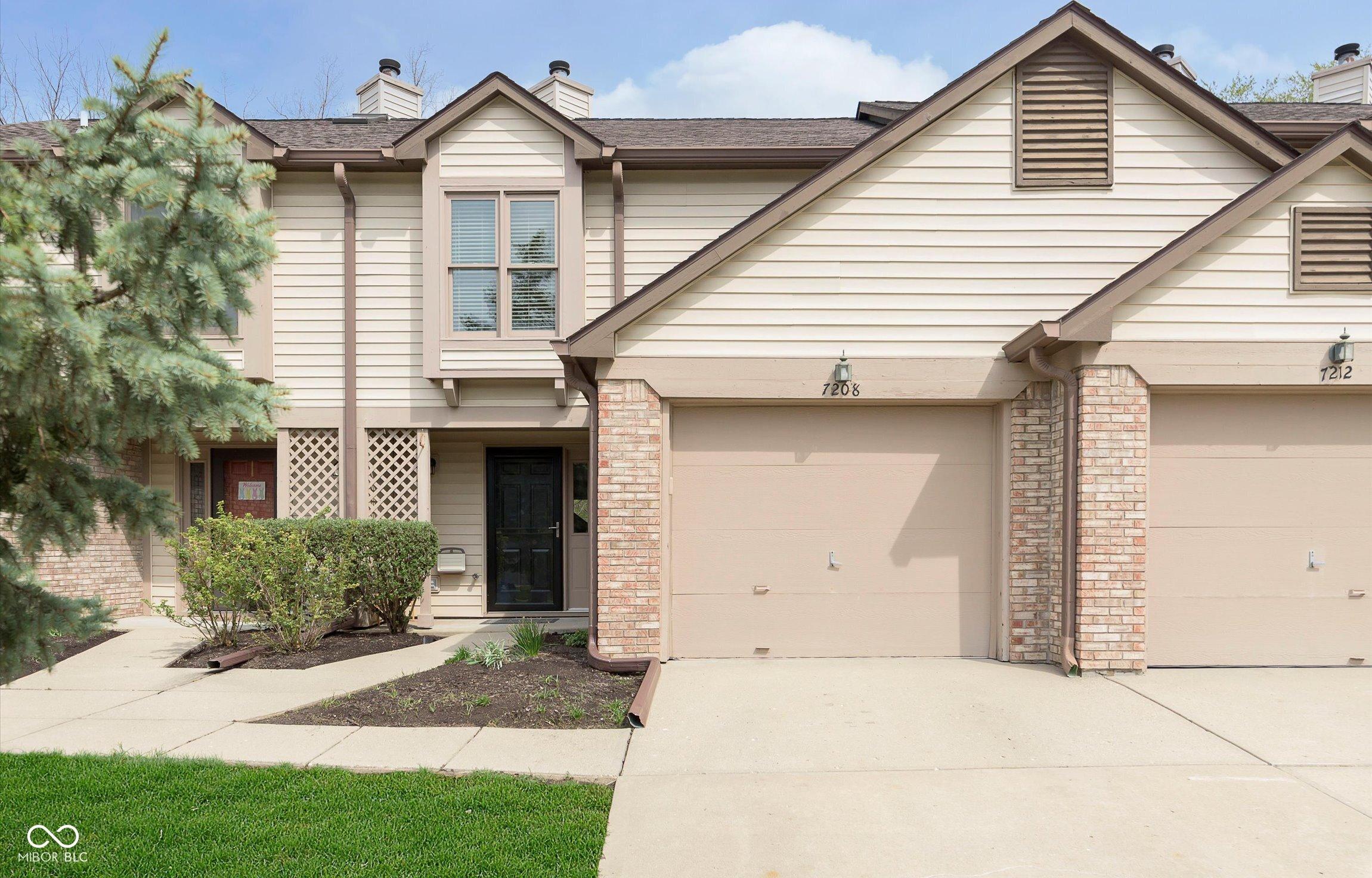 Photo one of 7208 Long Boat Dr Indianapolis IN 46250 | MLS 22030615