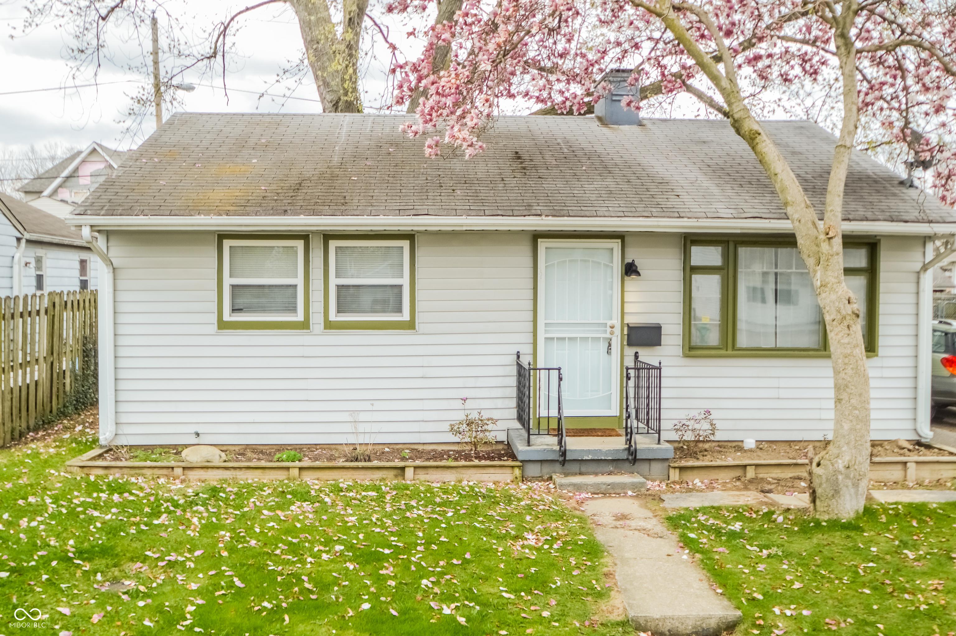 Photo one of 2317 St Peter St Indianapolis IN 46203 | MLS 22030809