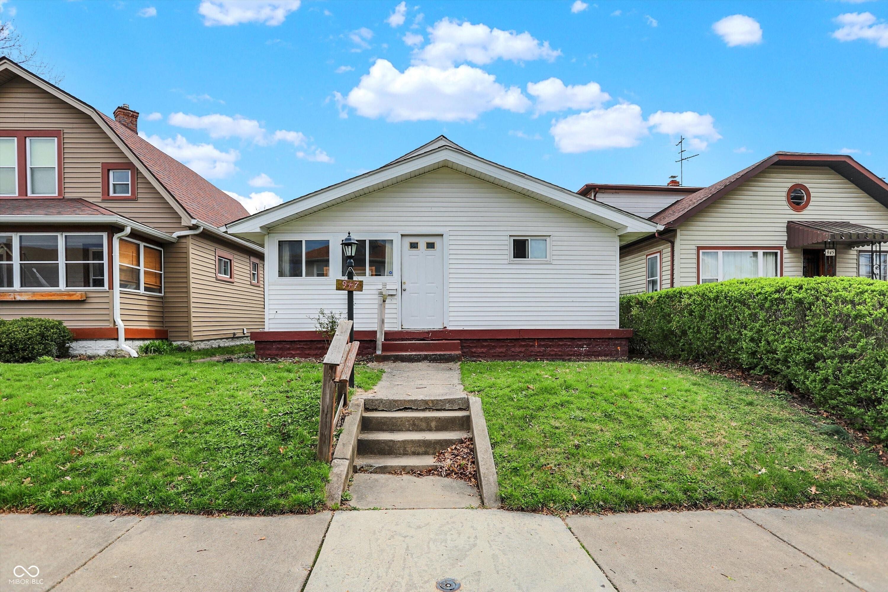 Photo one of 947 E Bradbury Ave Indianapolis IN 46203 | MLS 22031057