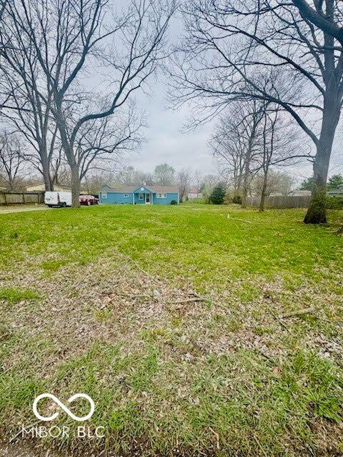 Photo one of 3126 Newhart St Indianapolis IN 46217 | MLS 22031138