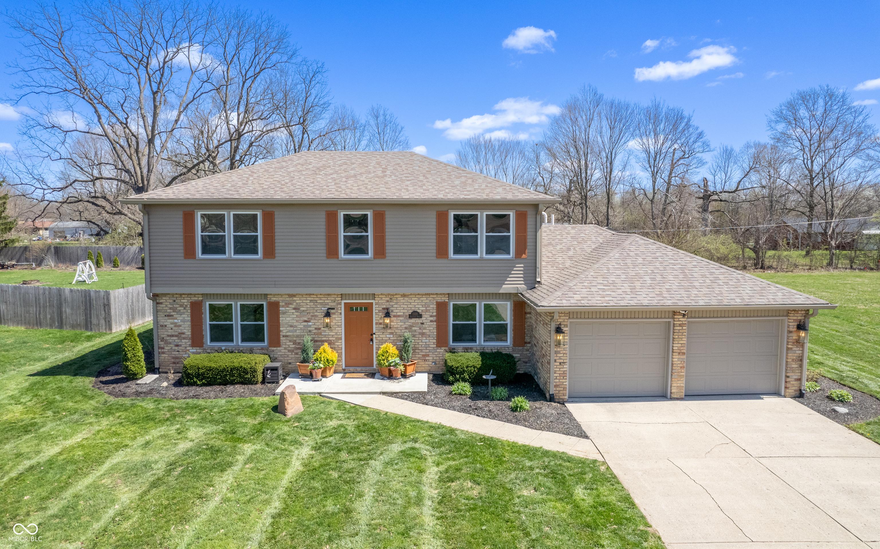 Photo one of 2328 Discovery Dr Anderson IN 46017 | MLS 22031222