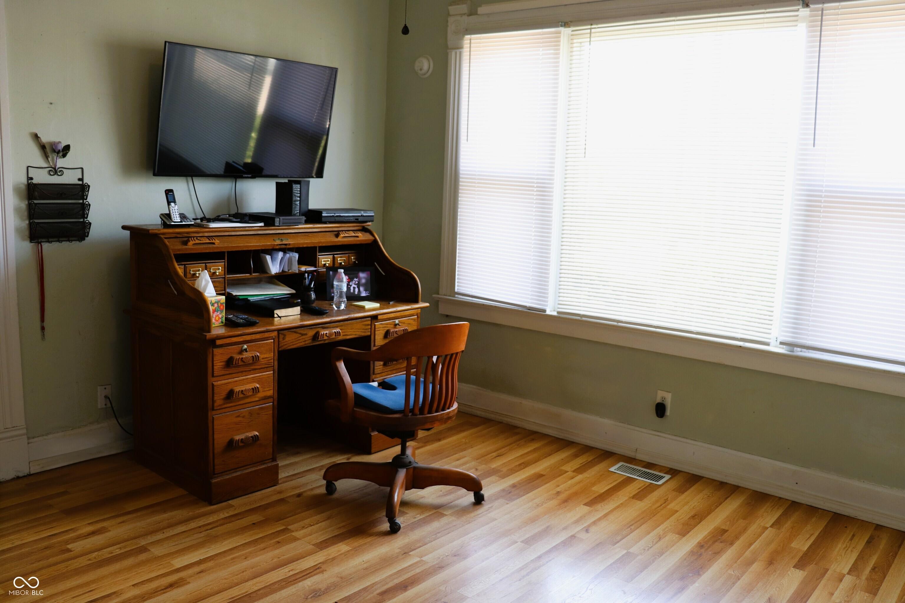Photo #8