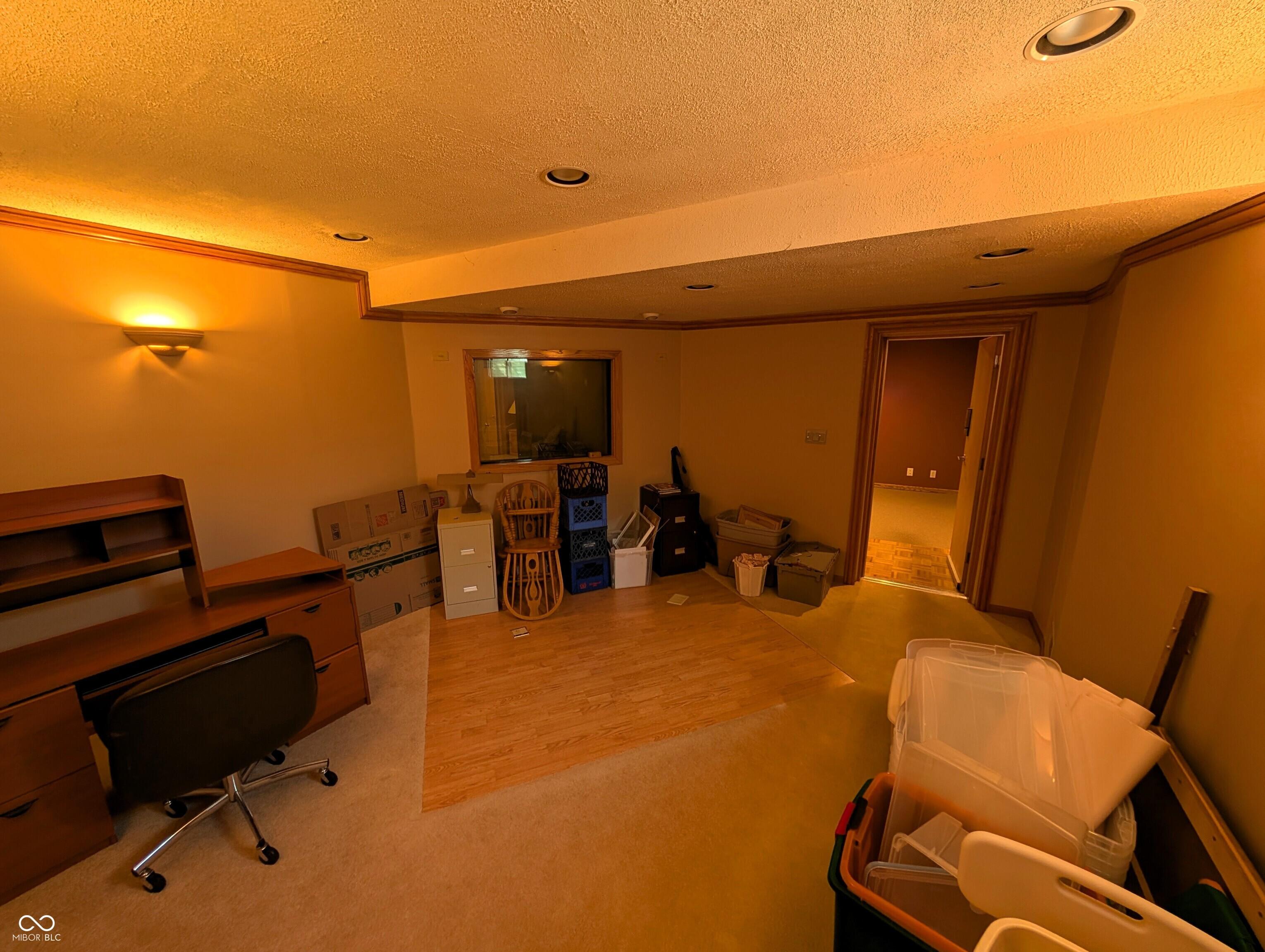 Photo #67