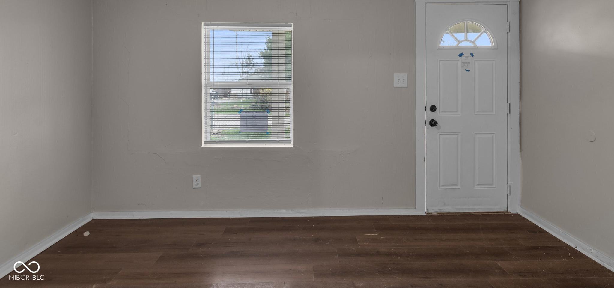 Photo #6
