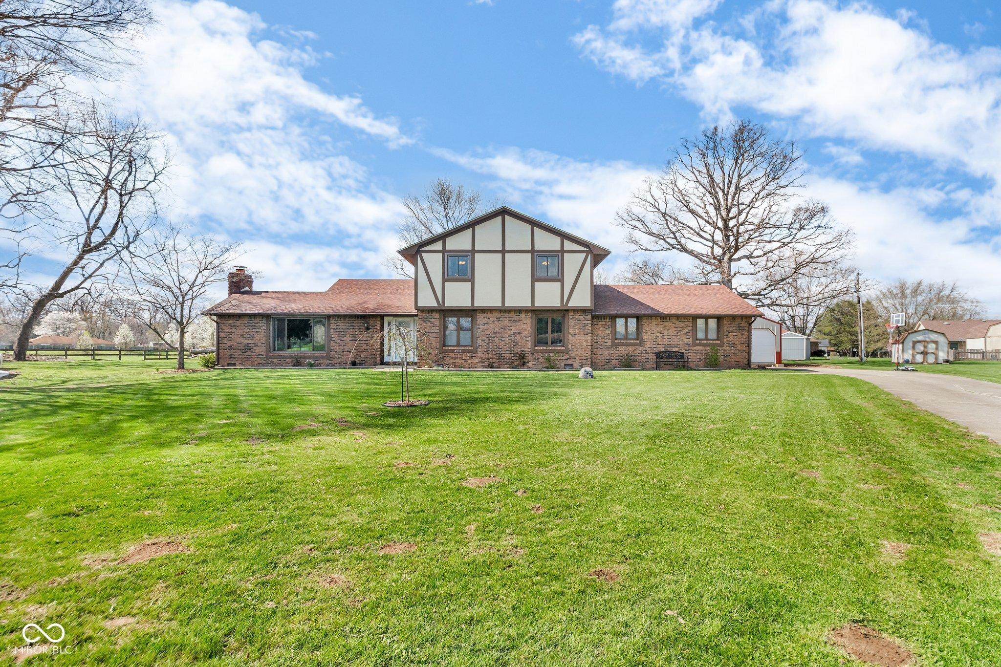 Photo one of 4930 Founders Ct Anderson IN 46017 | MLS 22031876