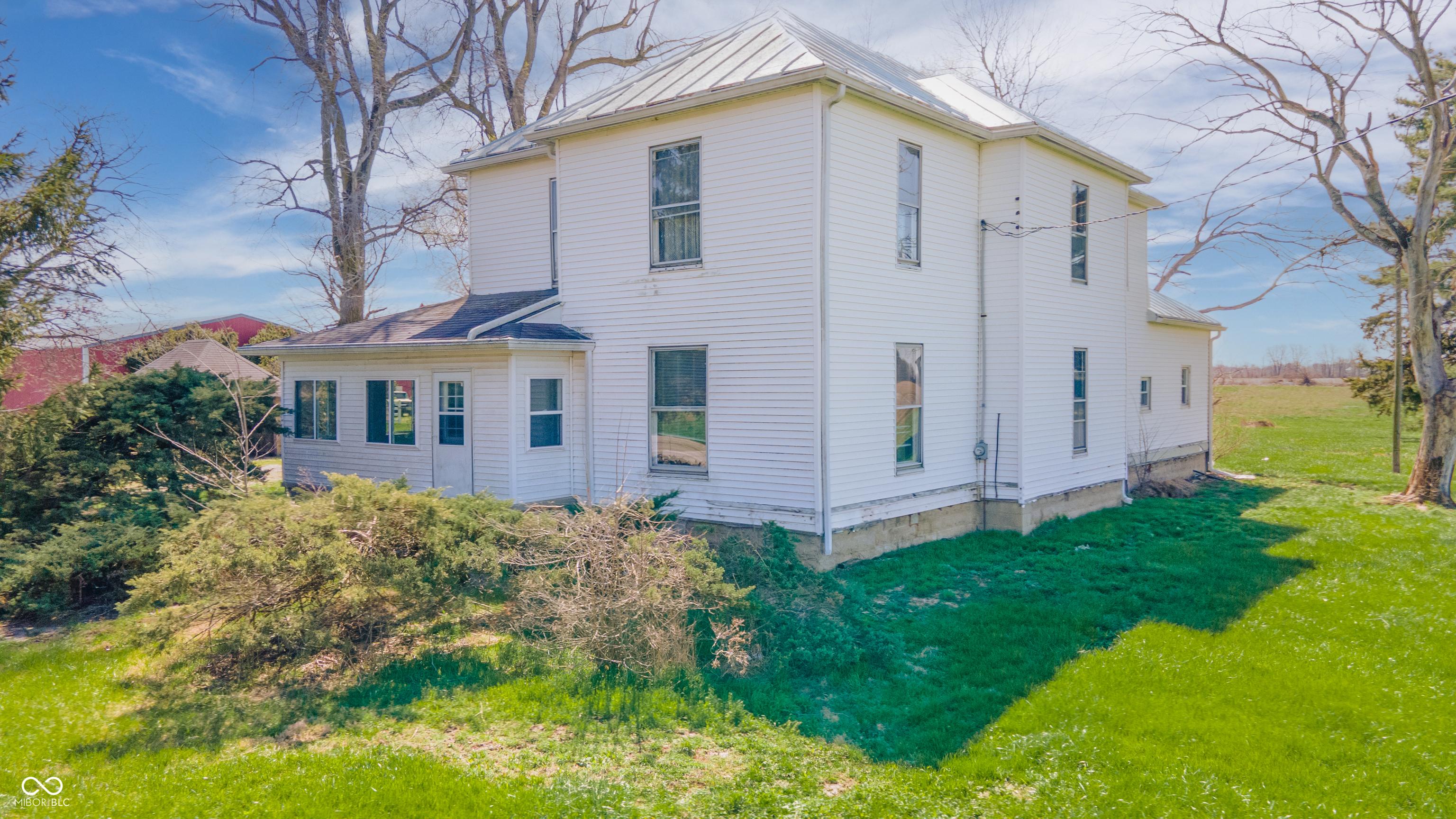 Photo one of 10723 E State Road 234 Wilkinson IN 46186 | MLS 22031905
