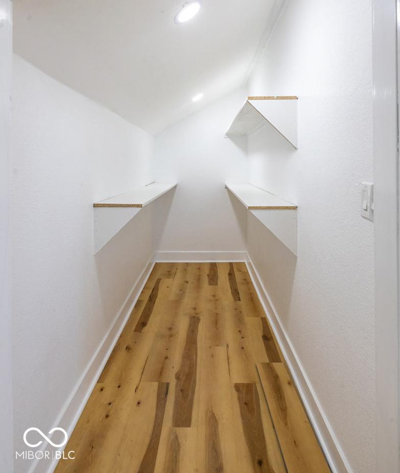 Photo #31