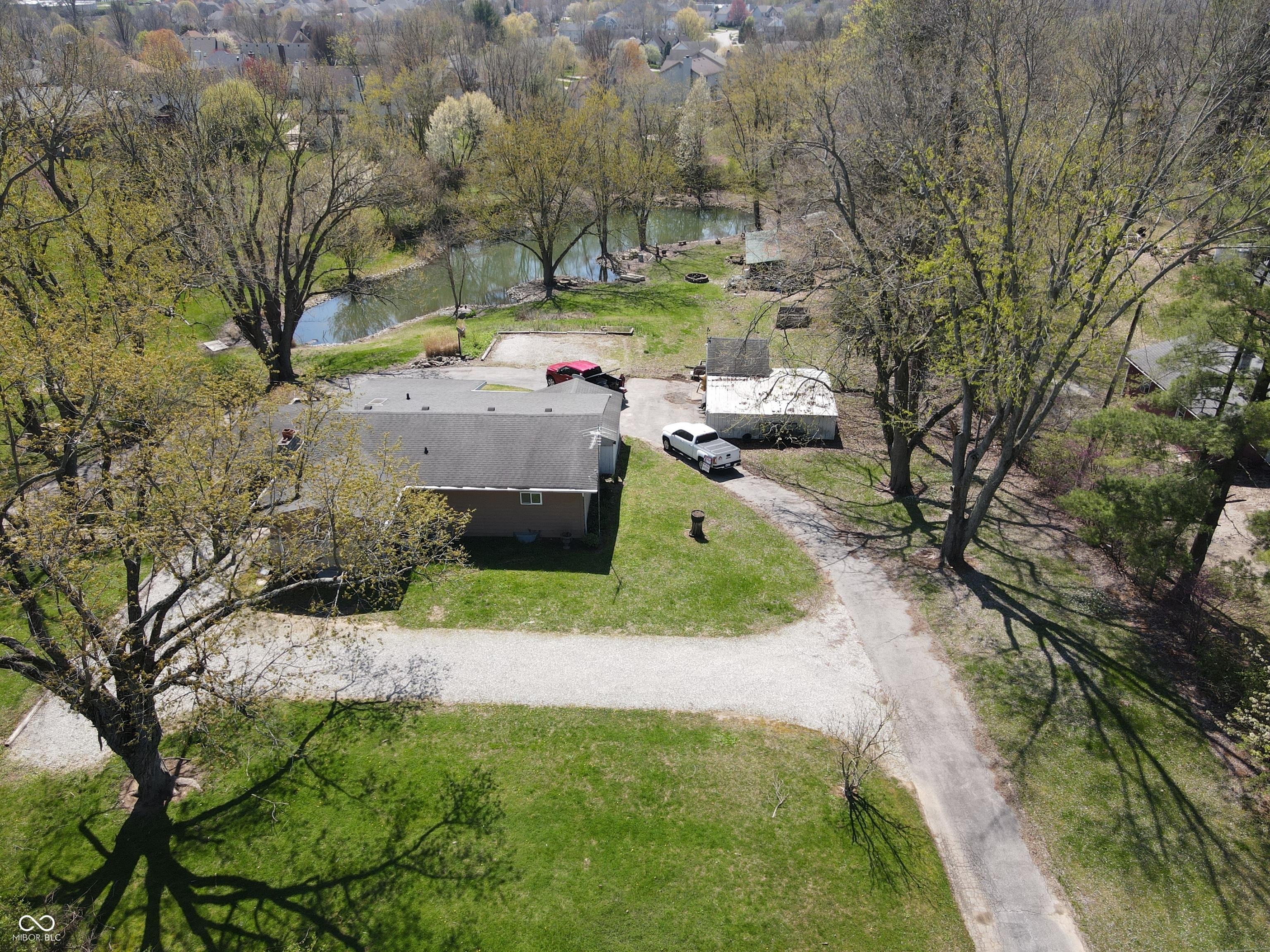 Photo one of 3311 Stella St Greenwood IN 46143 | MLS 22032353