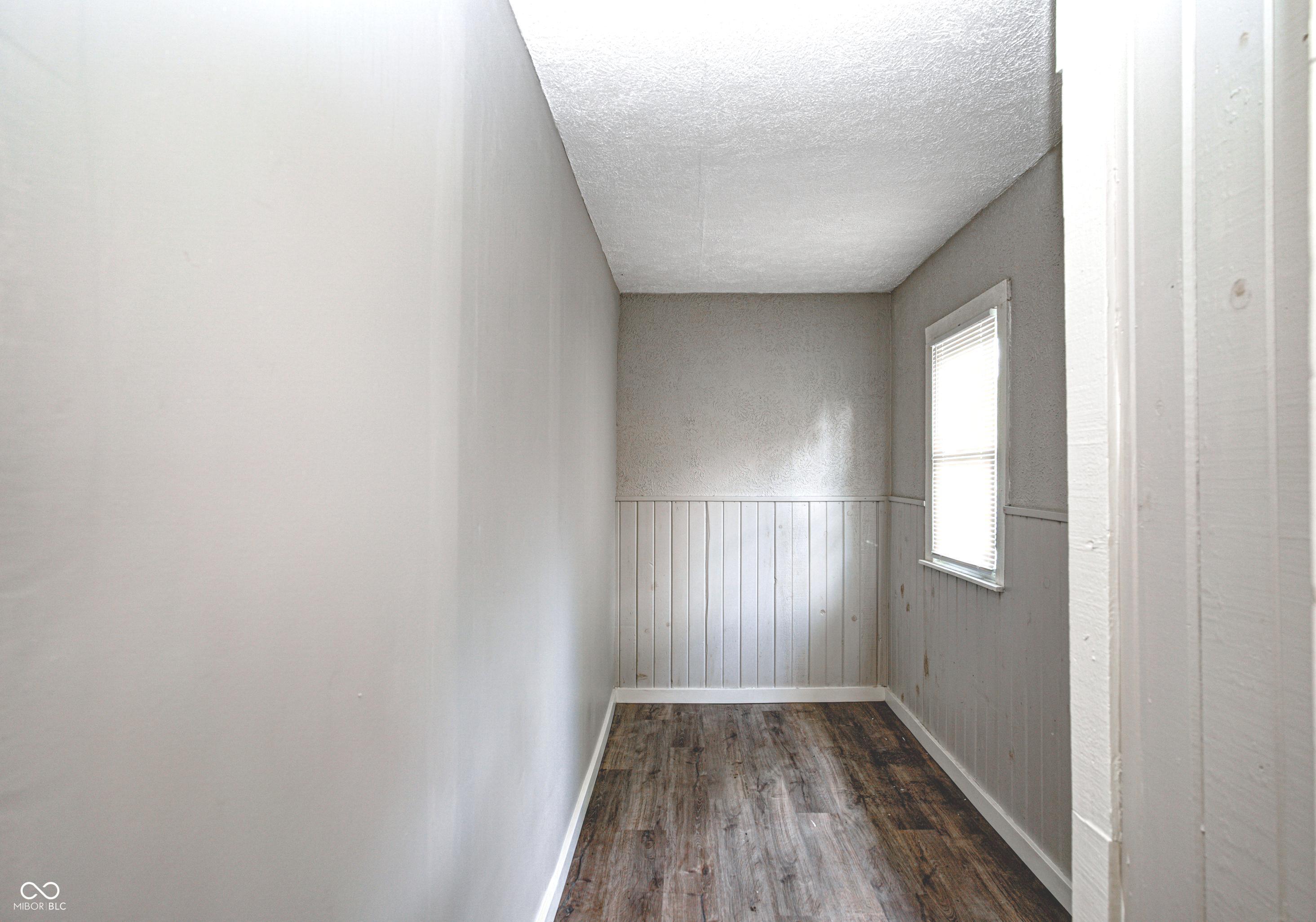 Photo #10