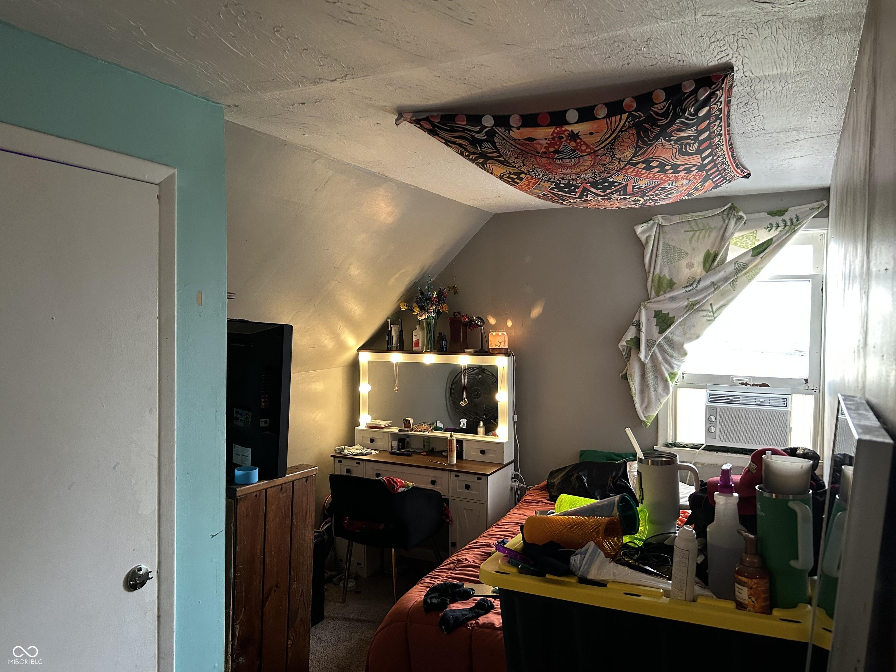 Photo #12