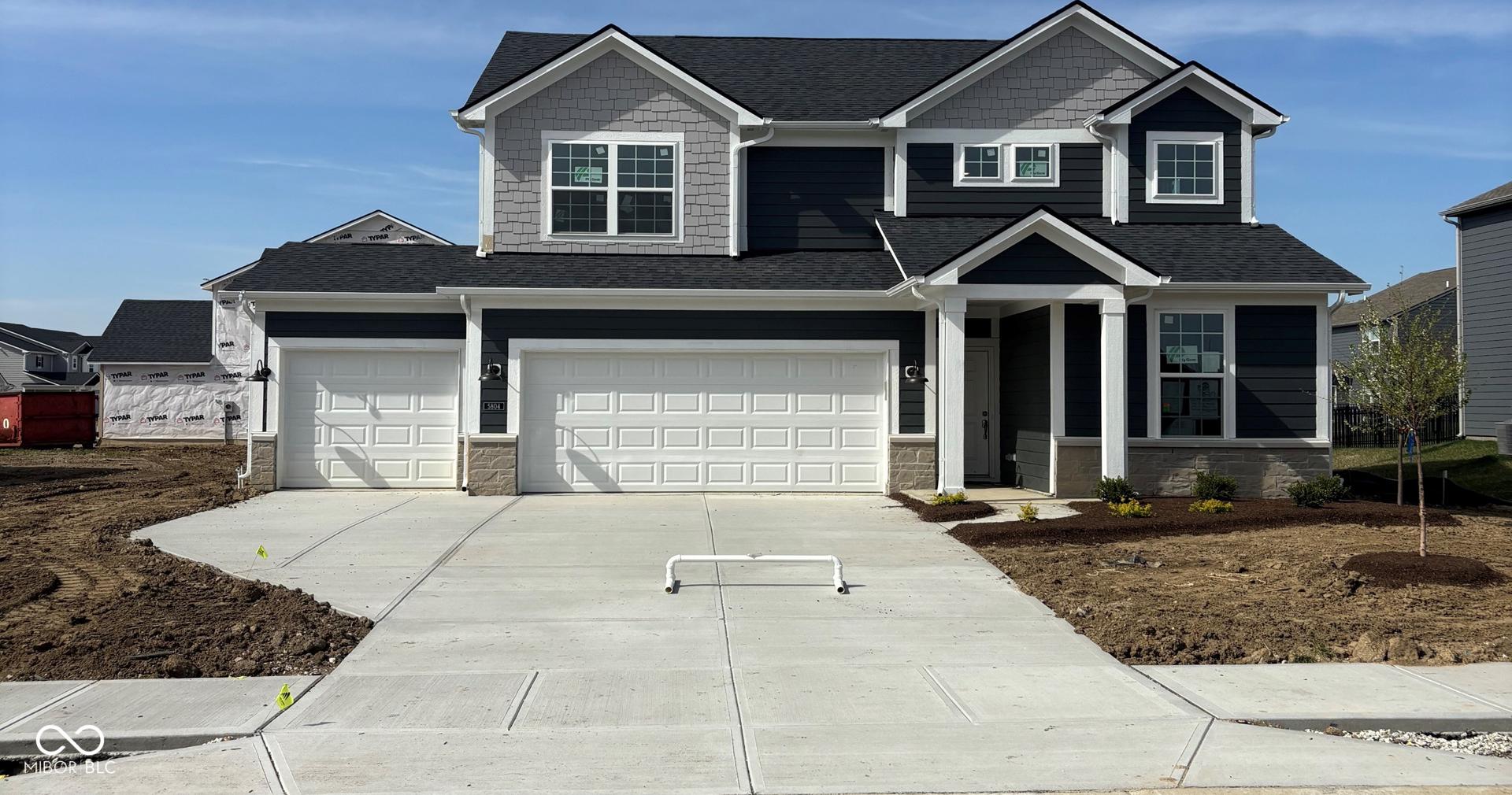 Photo one of 5804 Summertree Pl Whitestown IN 46052 | MLS 22032525