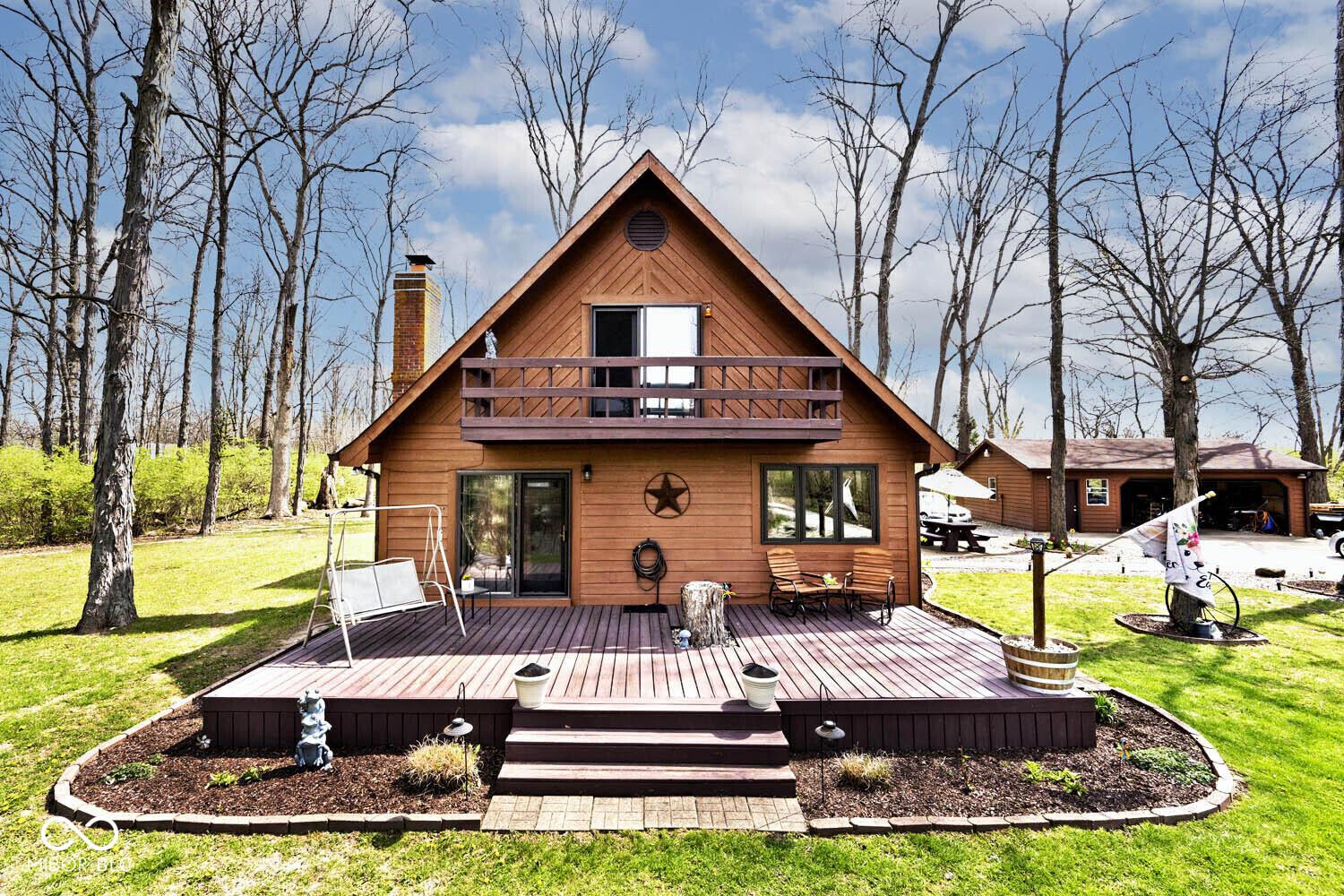 Photo one of 8327 S County Road 825 E Plainfield IN 46168 | MLS 22032627