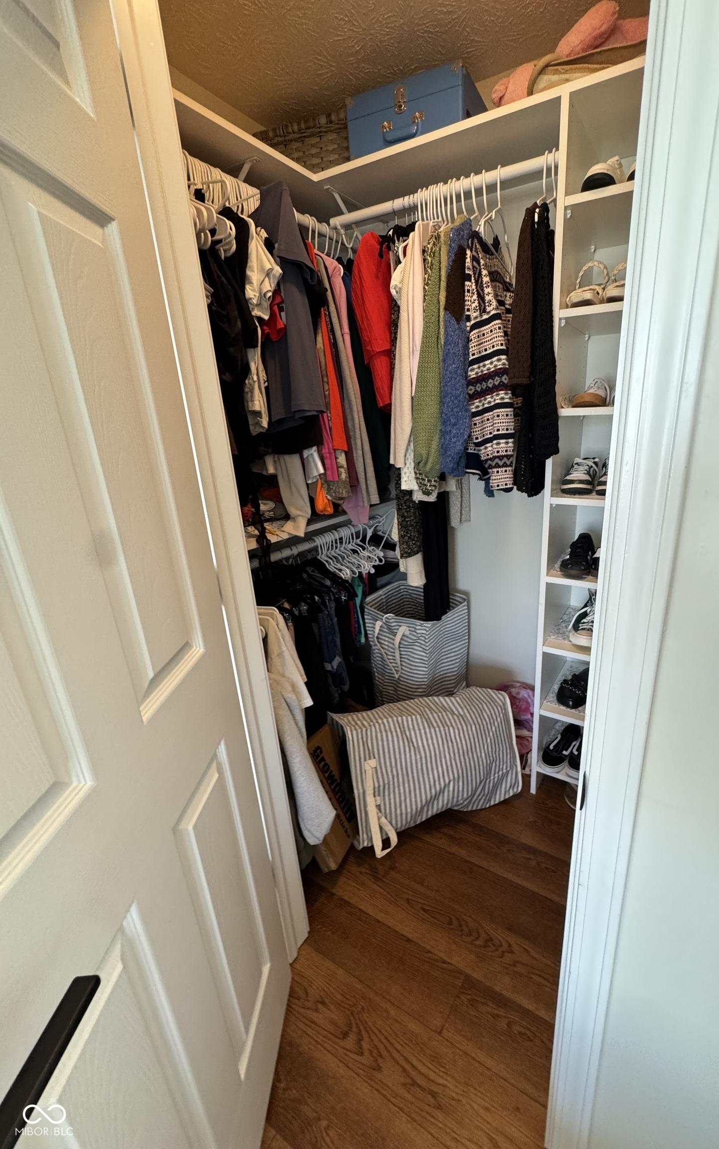 Photo #101