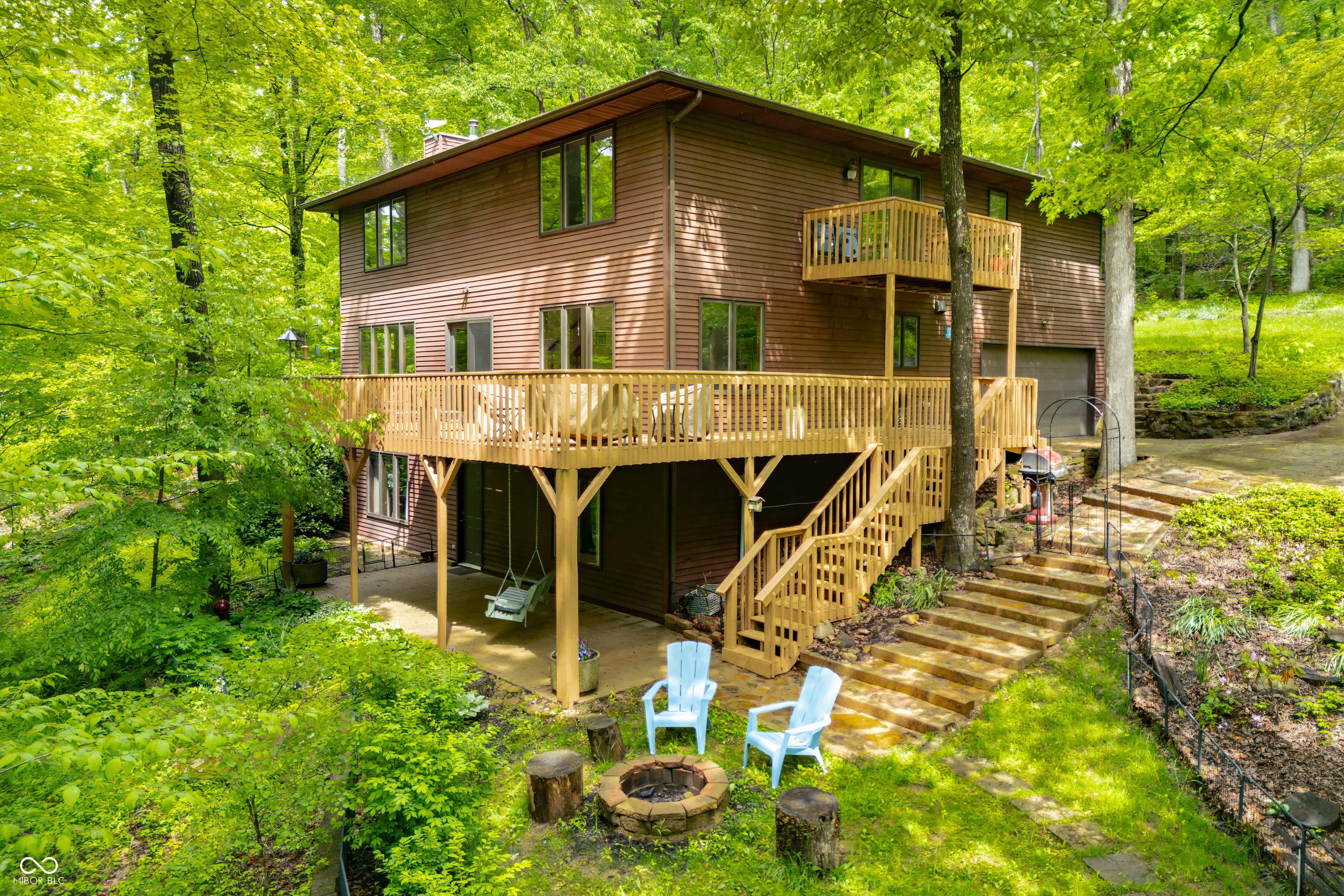 Photo one of 13306 W 50 S Columbus IN 47201 | MLS 22033288