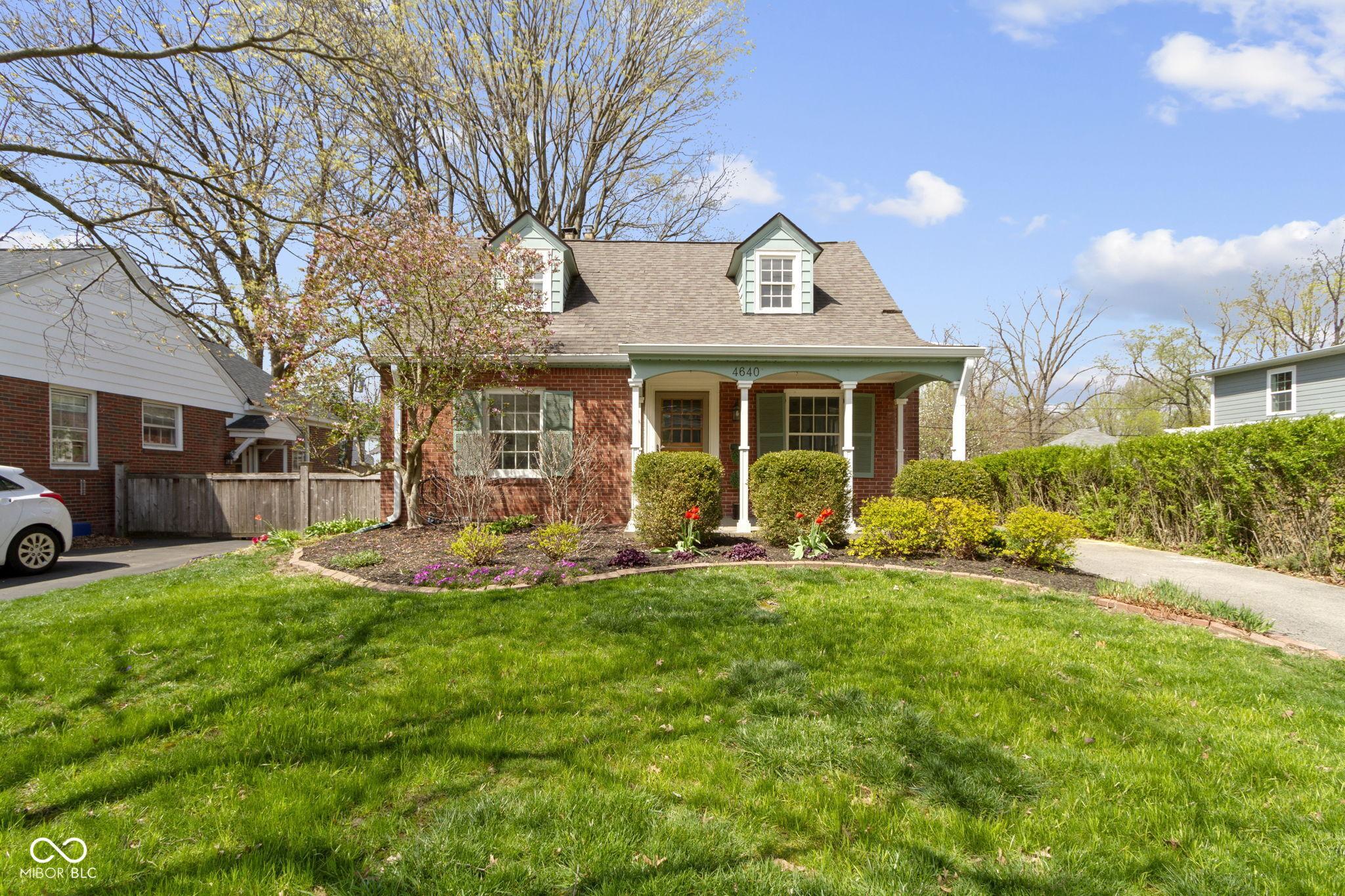 Photo one of 4640 Boulevard Pl Indianapolis IN 46208 | MLS 22033317
